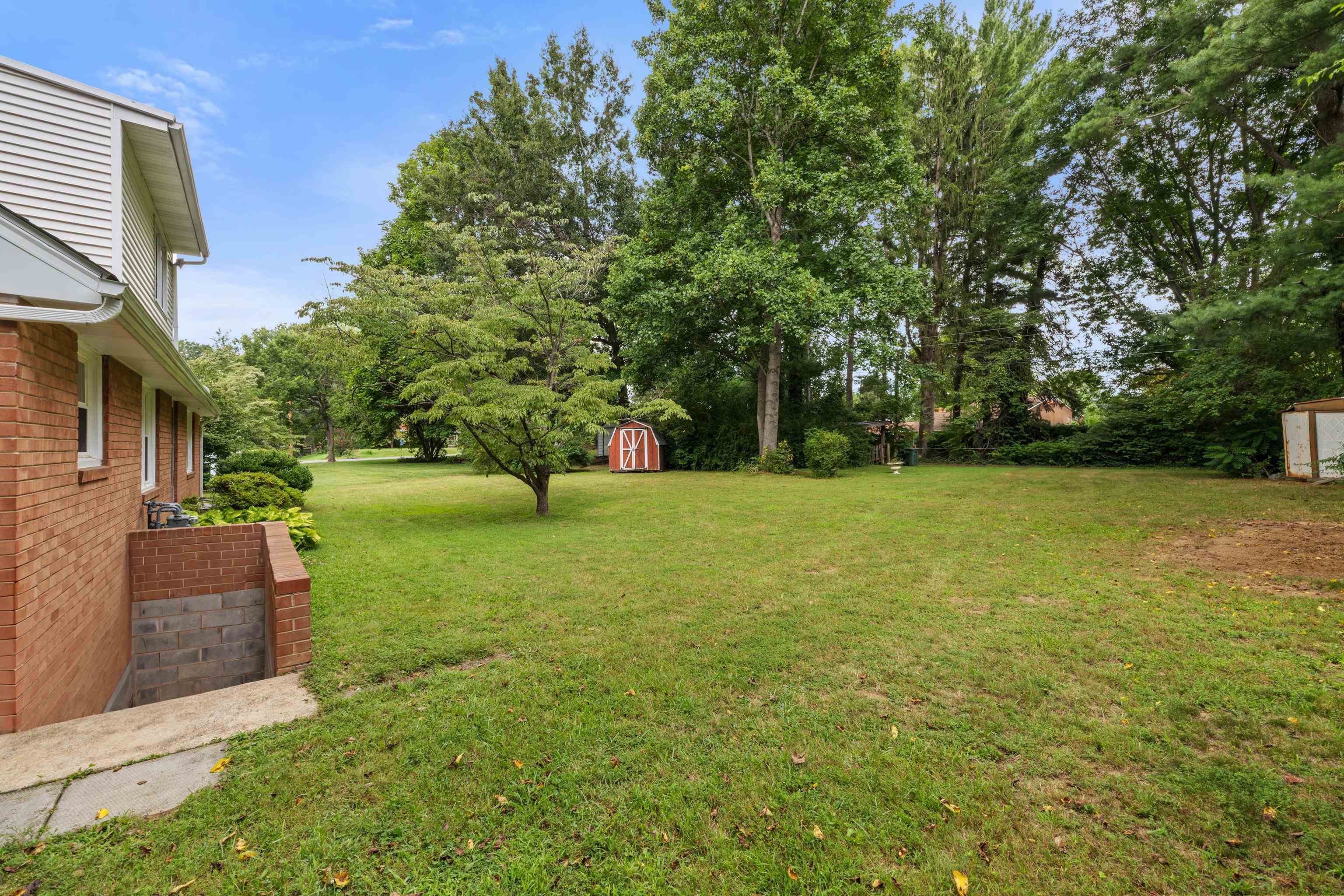 333 SHORE RD, WAYNESBORO, Virginia 22980, 5 Bedrooms Bedrooms, ,2 BathroomsBathrooms,Residential,333 SHORE RD,680431 MLS # 680431