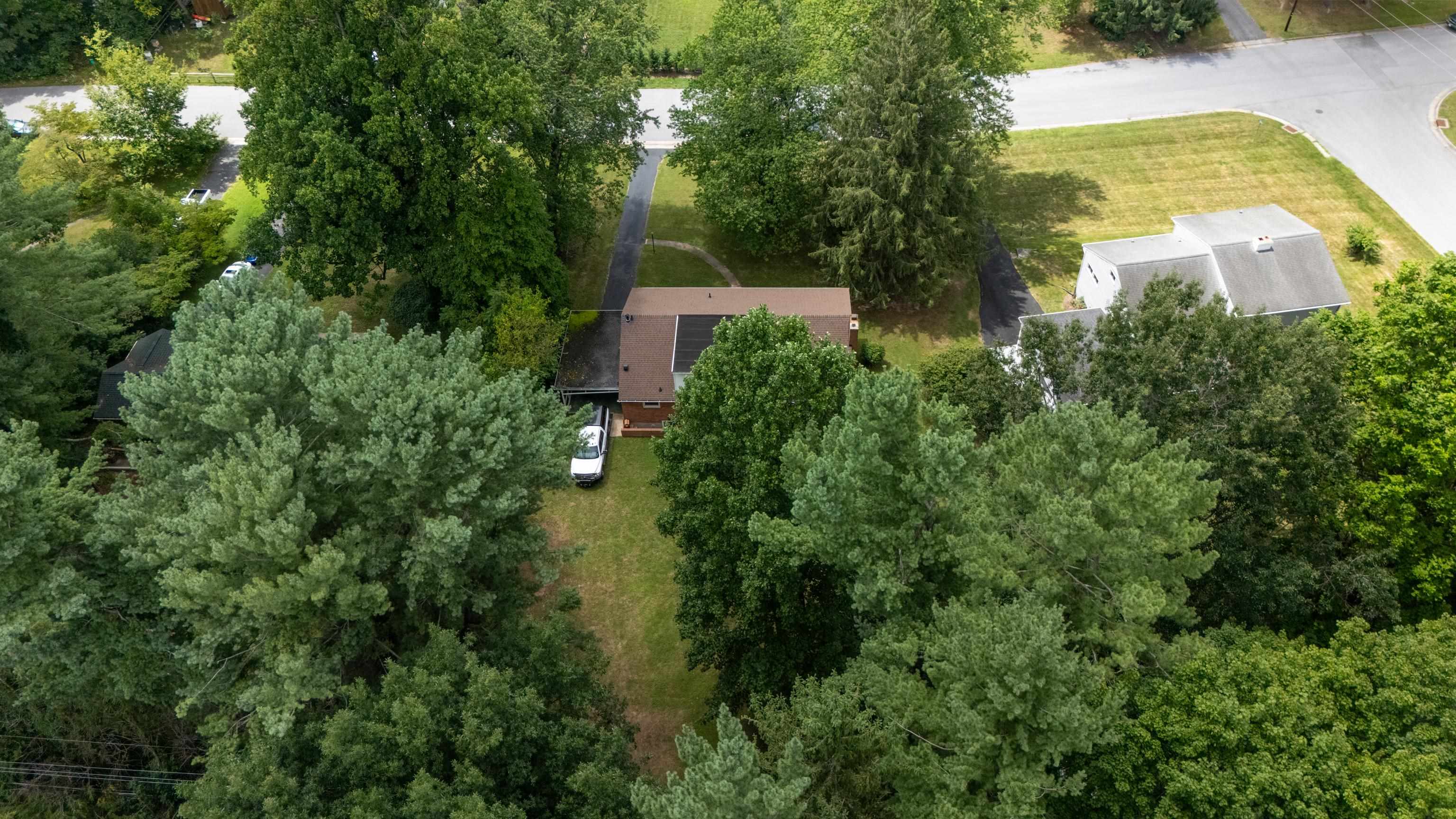 333 SHORE RD, WAYNESBORO, Virginia 22980, 5 Bedrooms Bedrooms, ,2 BathroomsBathrooms,Residential,333 SHORE RD,680431 MLS # 680431