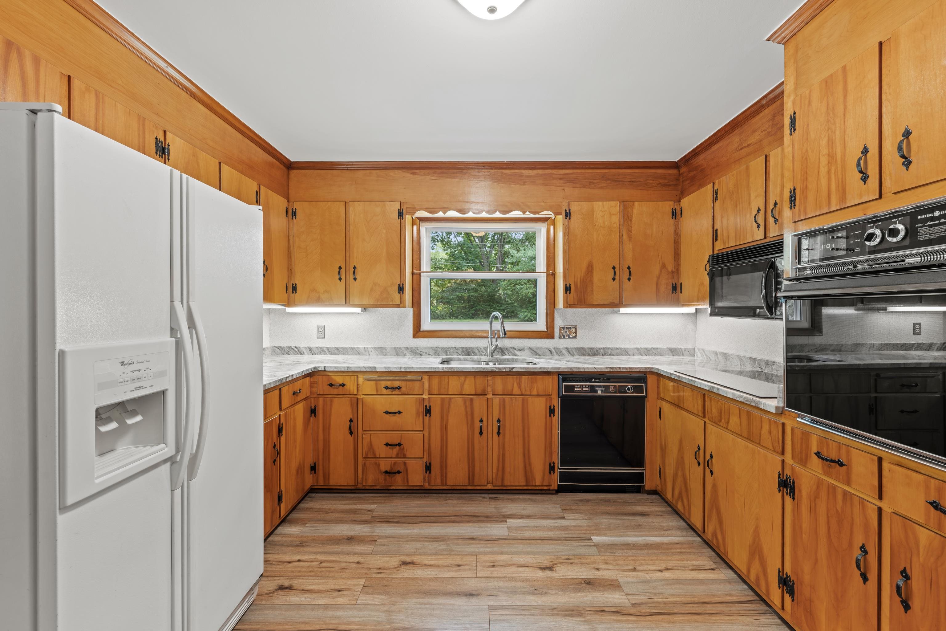 333 SHORE RD, WAYNESBORO, Virginia 22980, 5 Bedrooms Bedrooms, ,2 BathroomsBathrooms,Residential,333 SHORE RD,680431 MLS # 680431