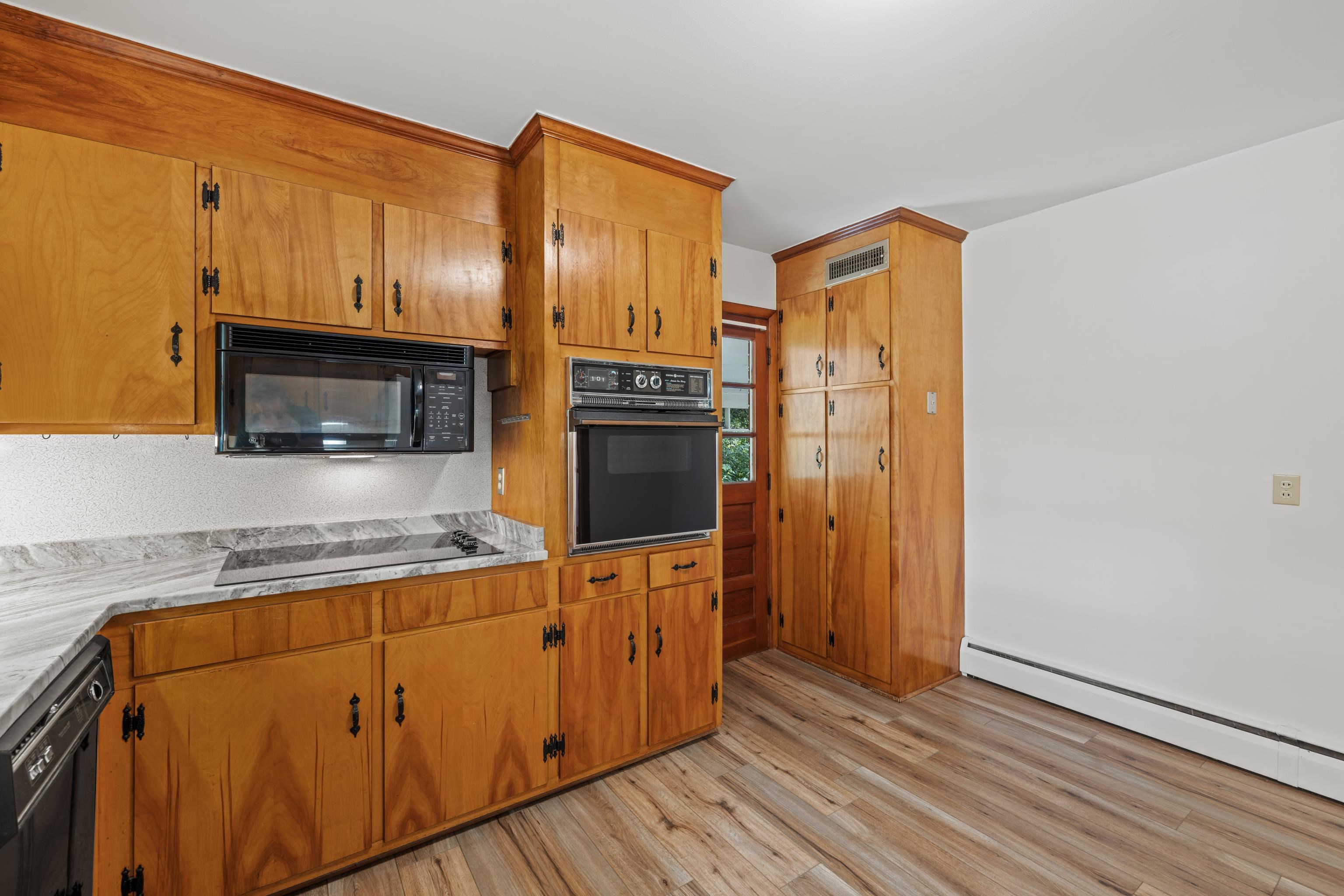 333 SHORE RD, WAYNESBORO, Virginia 22980, 5 Bedrooms Bedrooms, ,2 BathroomsBathrooms,Residential,333 SHORE RD,680431 MLS # 680431