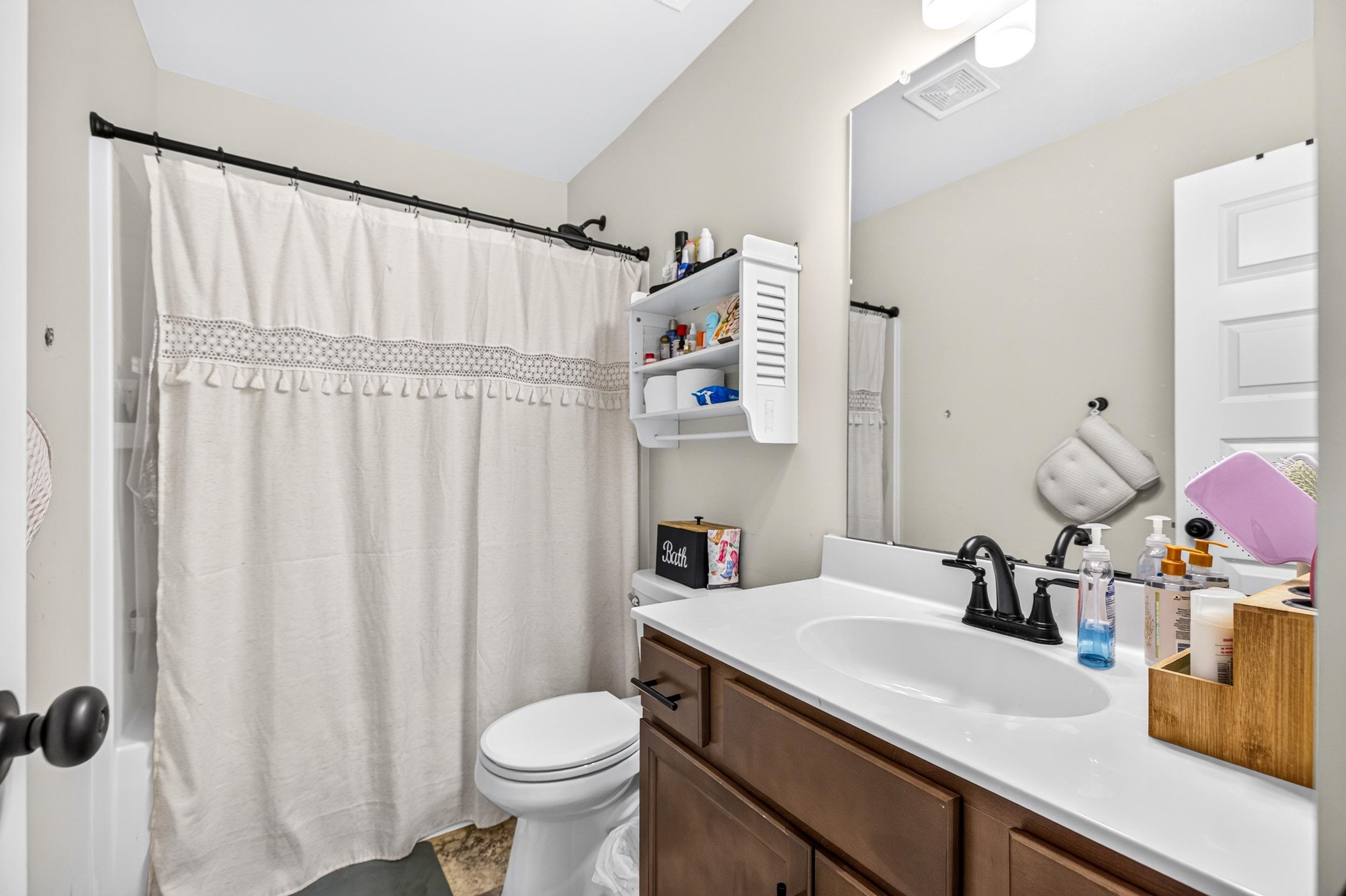 399 RYAN LN, GORDONSVILLE, Virginia 22942, 4 Bedrooms Bedrooms, ,2 BathroomsBathrooms,Residential,399 RYAN LN,680436 MLS # 680436 399 RYAN LN, GORDONSVILLE, Virginia 22942, 4 Bedrooms Bedrooms, ,2 BathroomsBathrooms,Residential,399 RYAN LN,680436 MLS # 680436