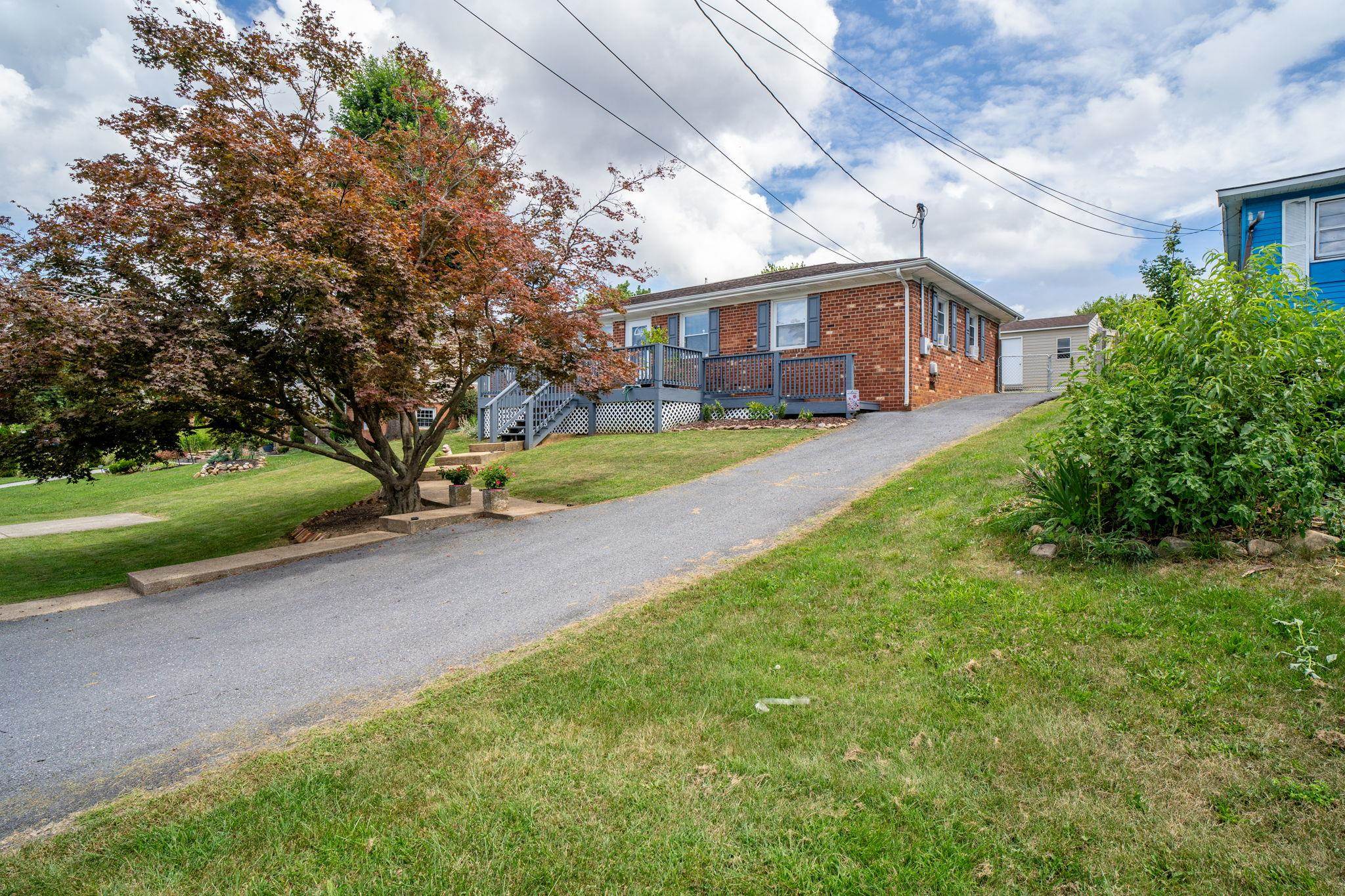 360 ROCKINGHAM DR, HARRISONBURG, Virginia 22802, 4 Bedrooms Bedrooms, ,2 BathroomsBathrooms,Residential, 360 ROCKINGHAM DR, HARRISONBURG, Virginia 22802, 4 Bedrooms Bedrooms, ,2 BathroomsBathrooms,Residential,