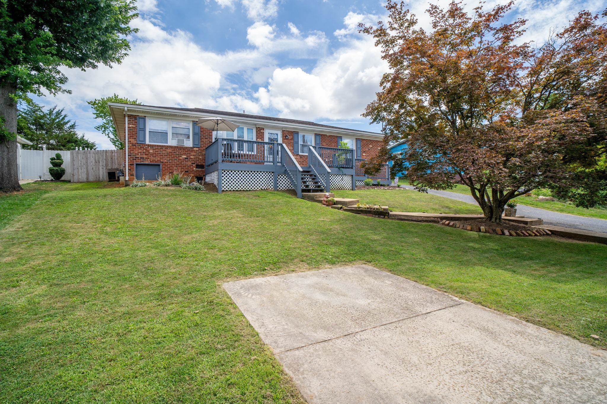 360 ROCKINGHAM DR, HARRISONBURG, Virginia 22802, 4 Bedrooms Bedrooms, ,2 BathroomsBathrooms,Residential, 360 ROCKINGHAM DR, HARRISONBURG, Virginia 22802, 4 Bedrooms Bedrooms, ,2 BathroomsBathrooms,Residential,