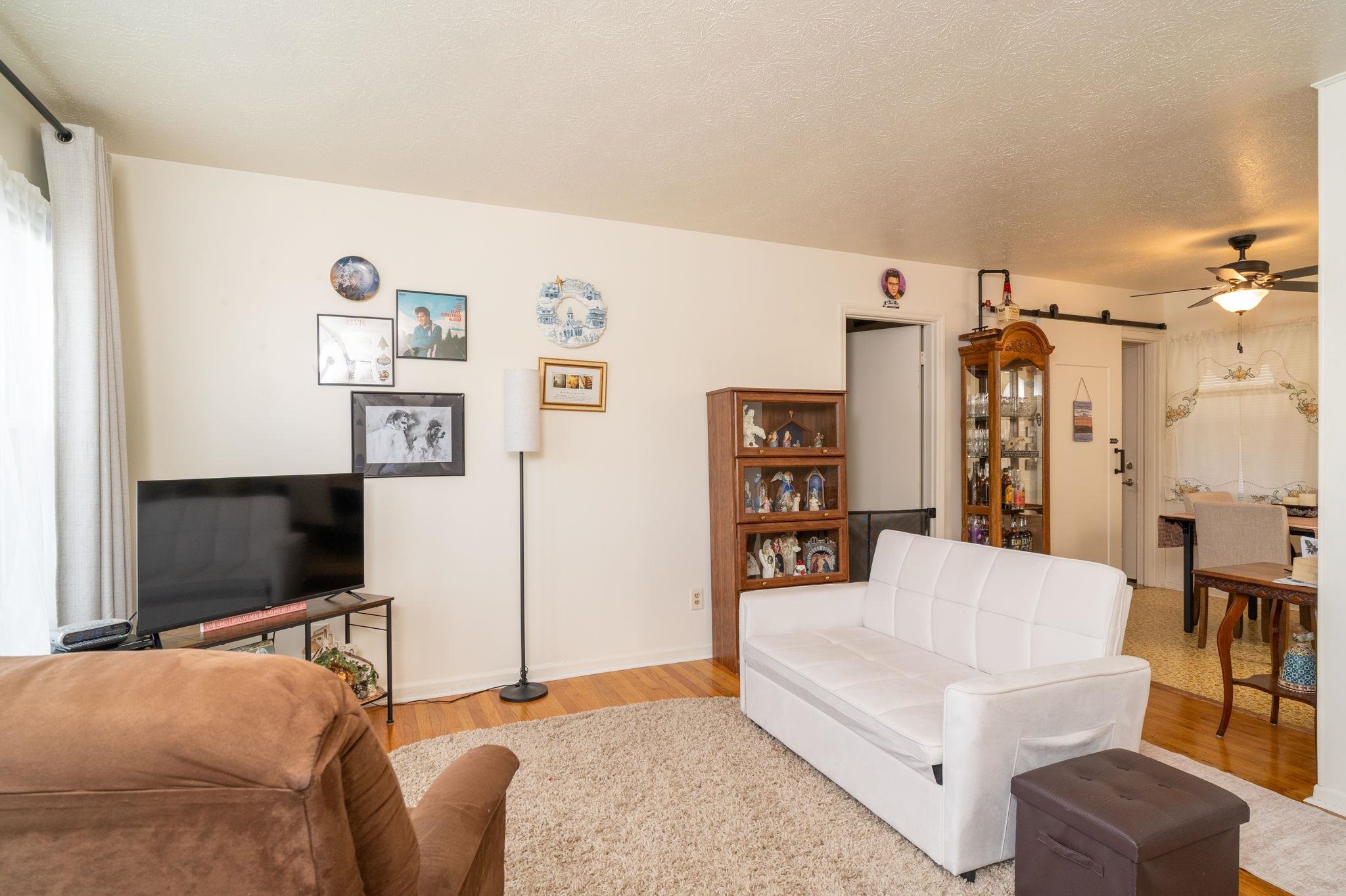 360 ROCKINGHAM DR, HARRISONBURG, Virginia 22802, 4 Bedrooms Bedrooms, ,2 BathroomsBathrooms,Residential, 360 ROCKINGHAM DR, HARRISONBURG, Virginia 22802, 4 Bedrooms Bedrooms, ,2 BathroomsBathrooms,Residential,