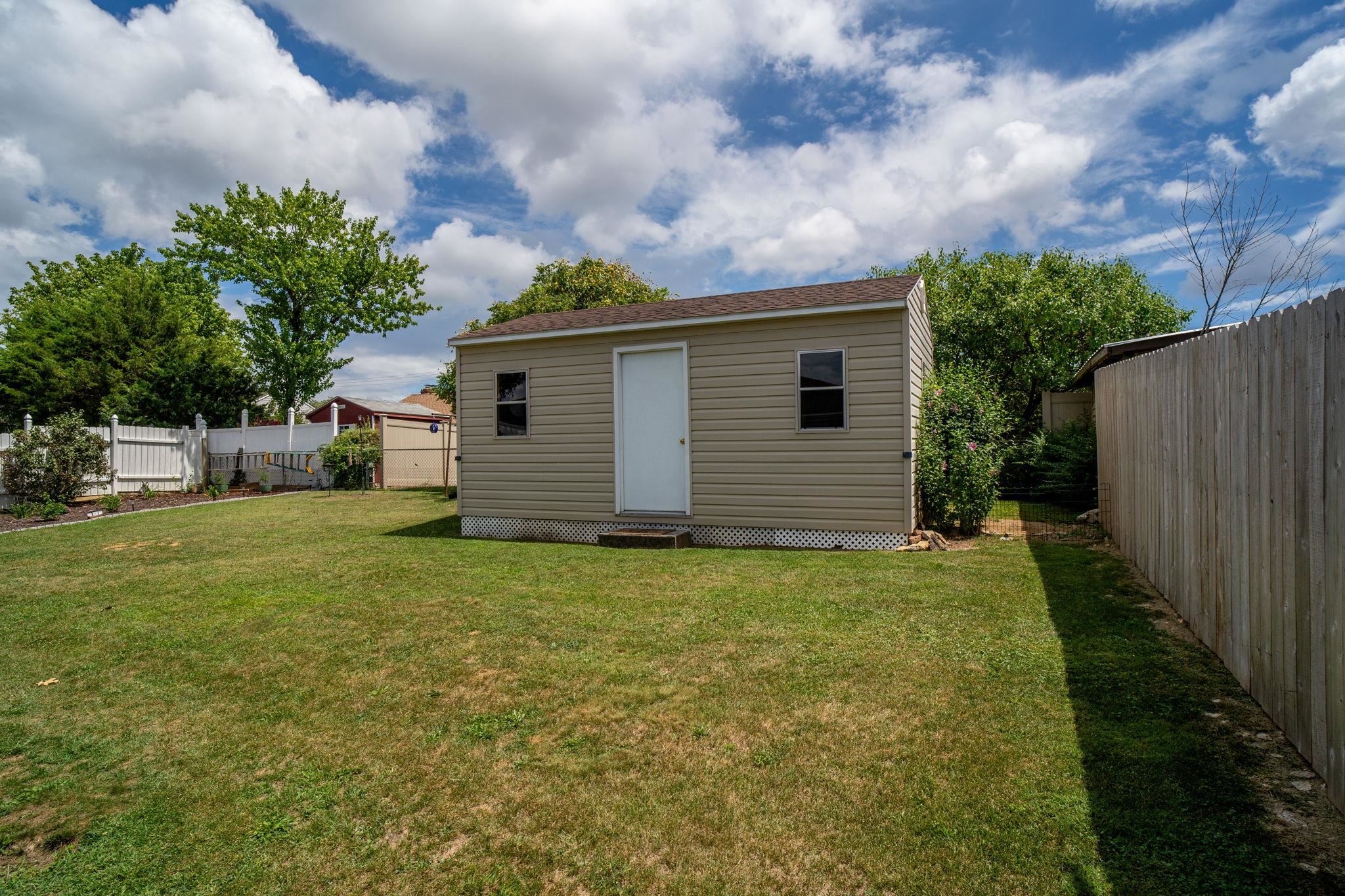 360 ROCKINGHAM DR, HARRISONBURG, Virginia 22802, 4 Bedrooms Bedrooms, ,2 BathroomsBathrooms,Residential, 360 ROCKINGHAM DR, HARRISONBURG, Virginia 22802, 4 Bedrooms Bedrooms, ,2 BathroomsBathrooms,Residential,