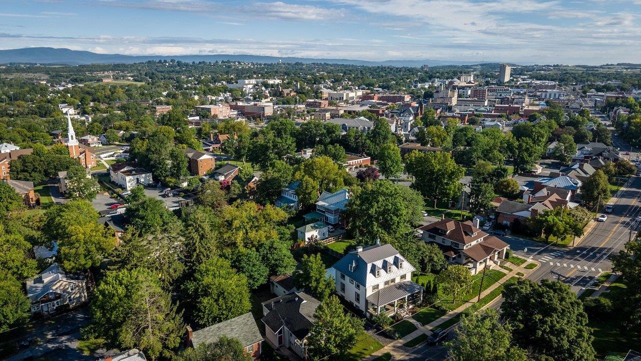 506 S FEDERAL ST, HARRISONBURG, Virginia 22801, ,Land,To be subdivided and subject to city's approval.,506 S FEDERAL ST,680443 MLS # 680443 506 S FEDERAL ST, HARRISONBURG, Virginia 22801, ,Land,To be subdivided and subject to city's approval.,506 S FEDERAL ST,680443 MLS # 680443