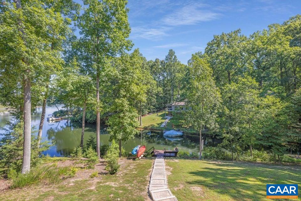 19 WOODRIDGE RD, PALMYRA, Virginia 22963, 4 Bedrooms Bedrooms, ,3 BathroomsBathrooms,Residential,19 WOODRIDGE RD,680226 MLS # 680226 19 WOODRIDGE RD, PALMYRA, Virginia 22963, 4 Bedrooms Bedrooms, ,3 BathroomsBathrooms,Residential,19 WOODRIDGE RD,680226 MLS # 680226