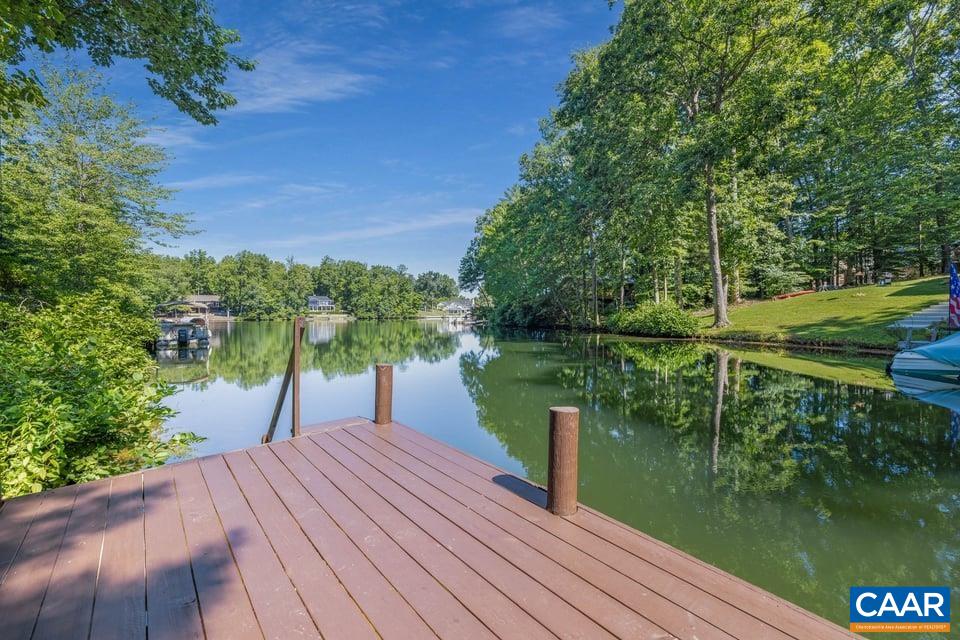 19 WOODRIDGE RD, PALMYRA, Virginia 22963, 4 Bedrooms Bedrooms, ,3 BathroomsBathrooms,Residential,19 WOODRIDGE RD,680226 MLS # 680226 19 WOODRIDGE RD, PALMYRA, Virginia 22963, 4 Bedrooms Bedrooms, ,3 BathroomsBathrooms,Residential,19 WOODRIDGE RD,680226 MLS # 680226
