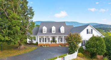 6412 WOODBOURNE LN, CROZET, Virginia 22932, 4 Bedrooms Bedrooms, ,3 BathroomsBathrooms,Residential,6412 WOODBOURNE LN,680364 MLS # 680364
