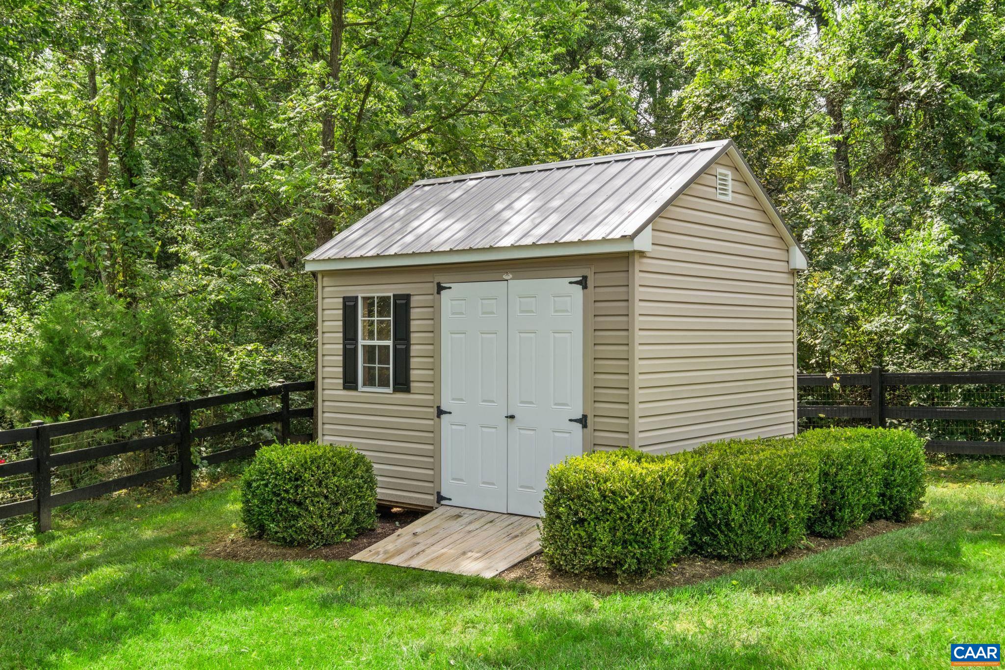 176 SOUTHRIDGE DR, RUCKERSVILLE, Virginia 22968, 6 Bedrooms Bedrooms, ,3 BathroomsBathrooms,Residential,176 SOUTHRIDGE DR,680442 MLS # 680442 176 SOUTHRIDGE DR, RUCKERSVILLE, Virginia 22968, 6 Bedrooms Bedrooms, ,3 BathroomsBathrooms,Residential,176 SOUTHRIDGE DR,680442 MLS # 680442