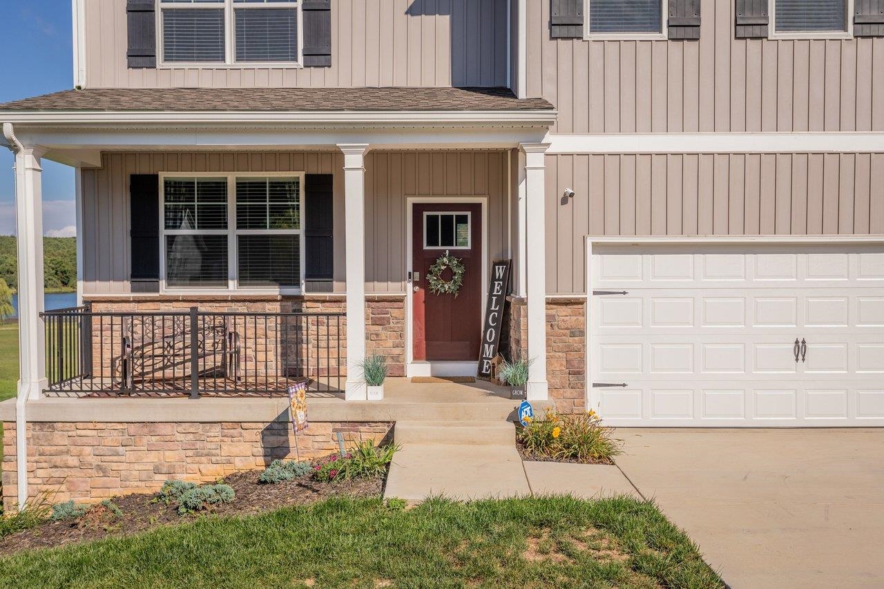 115 WATERFRONT DR, RAPHINE, Virginia 24472, 5 Bedrooms Bedrooms, ,3 BathroomsBathrooms,Residential,115 WATERFRONT DR,680444 MLS # 680444 115 WATERFRONT DR, RAPHINE, Virginia 24472, 5 Bedrooms Bedrooms, ,3 BathroomsBathrooms,Residential,115 WATERFRONT DR,680444 MLS # 680444