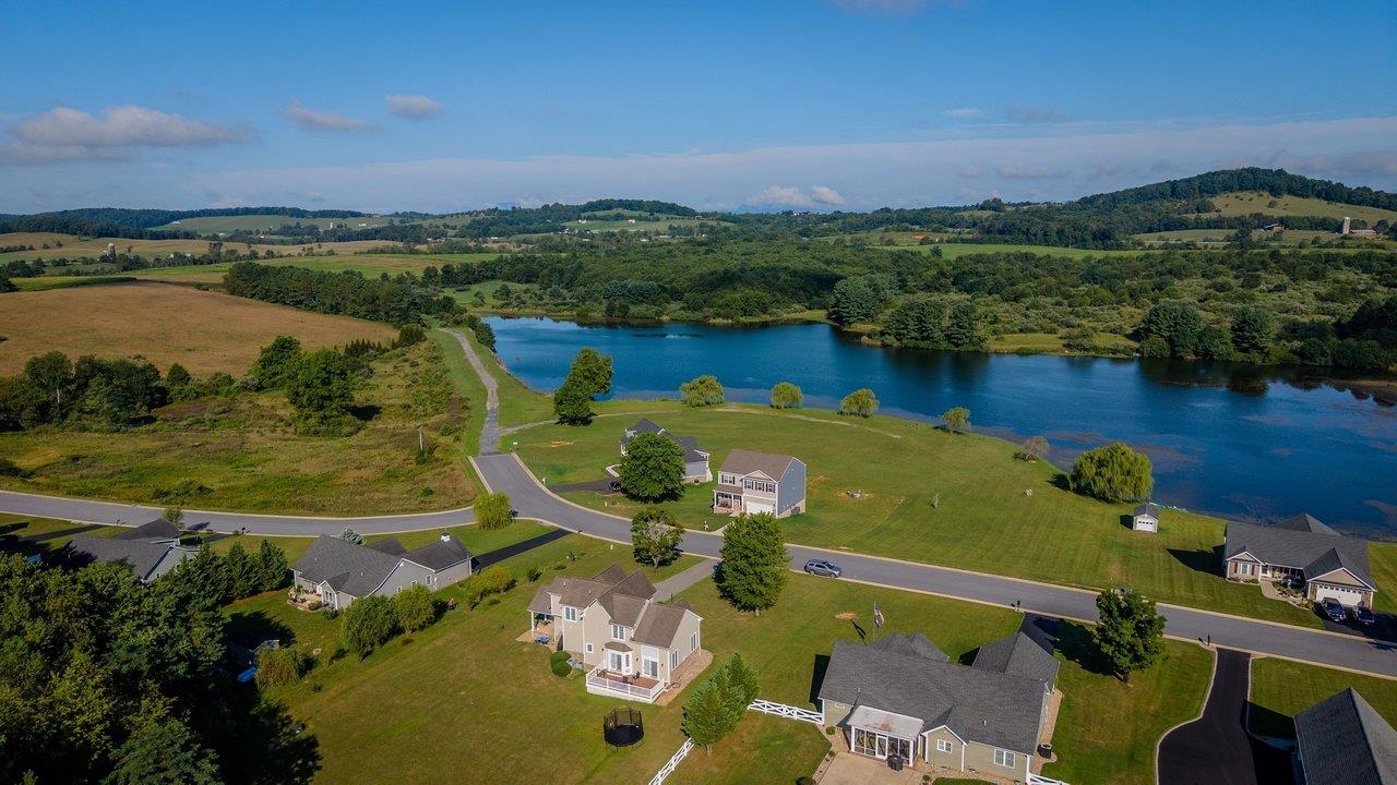 115 WATERFRONT DR, RAPHINE, Virginia 24472, 5 Bedrooms Bedrooms, ,3 BathroomsBathrooms,Residential,115 WATERFRONT DR,680444 MLS # 680444 115 WATERFRONT DR, RAPHINE, Virginia 24472, 5 Bedrooms Bedrooms, ,3 BathroomsBathrooms,Residential,115 WATERFRONT DR,680444 MLS # 680444
