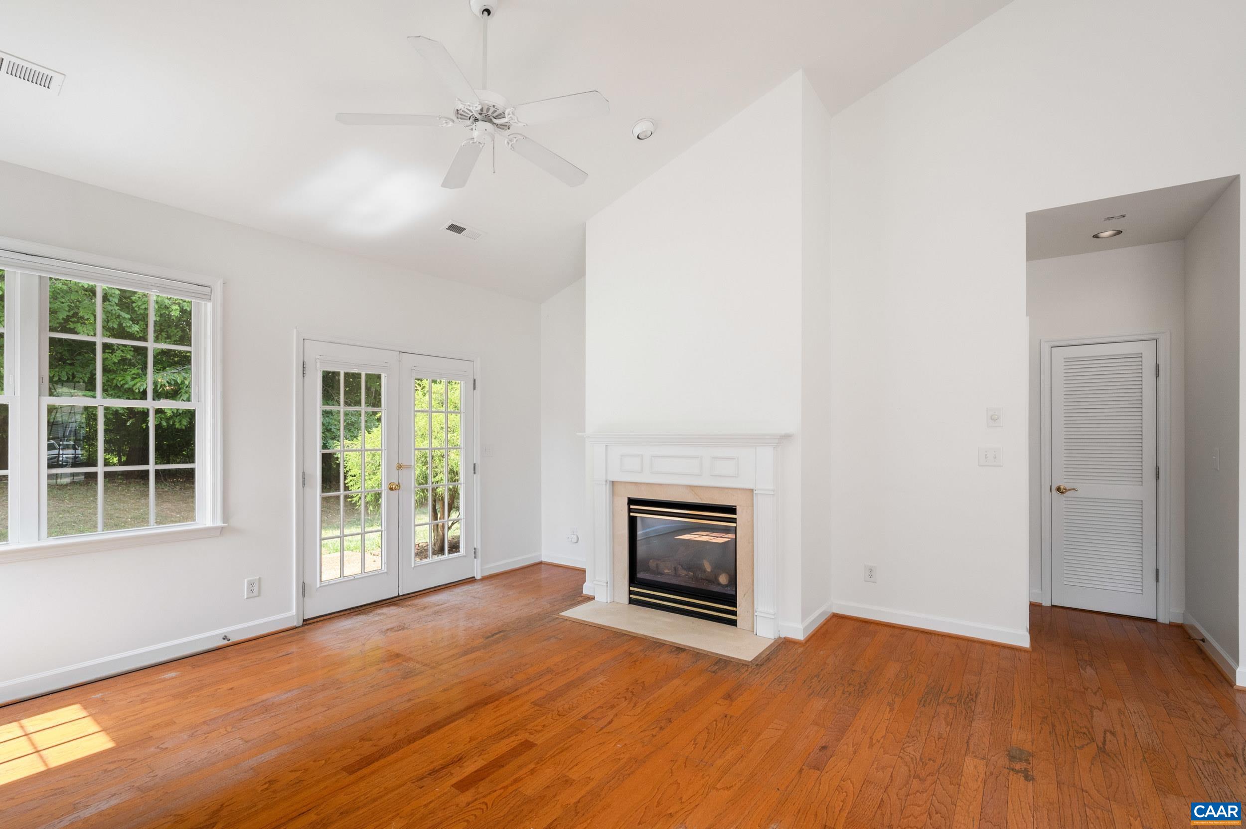 2320 RAVENSWOOD CT, CHARLOTTESVILLE, Virginia 22911, 2 Bedrooms Bedrooms, ,2 BathroomsBathrooms,Residential,2320 RAVENSWOOD CT,680446 MLS # 680446