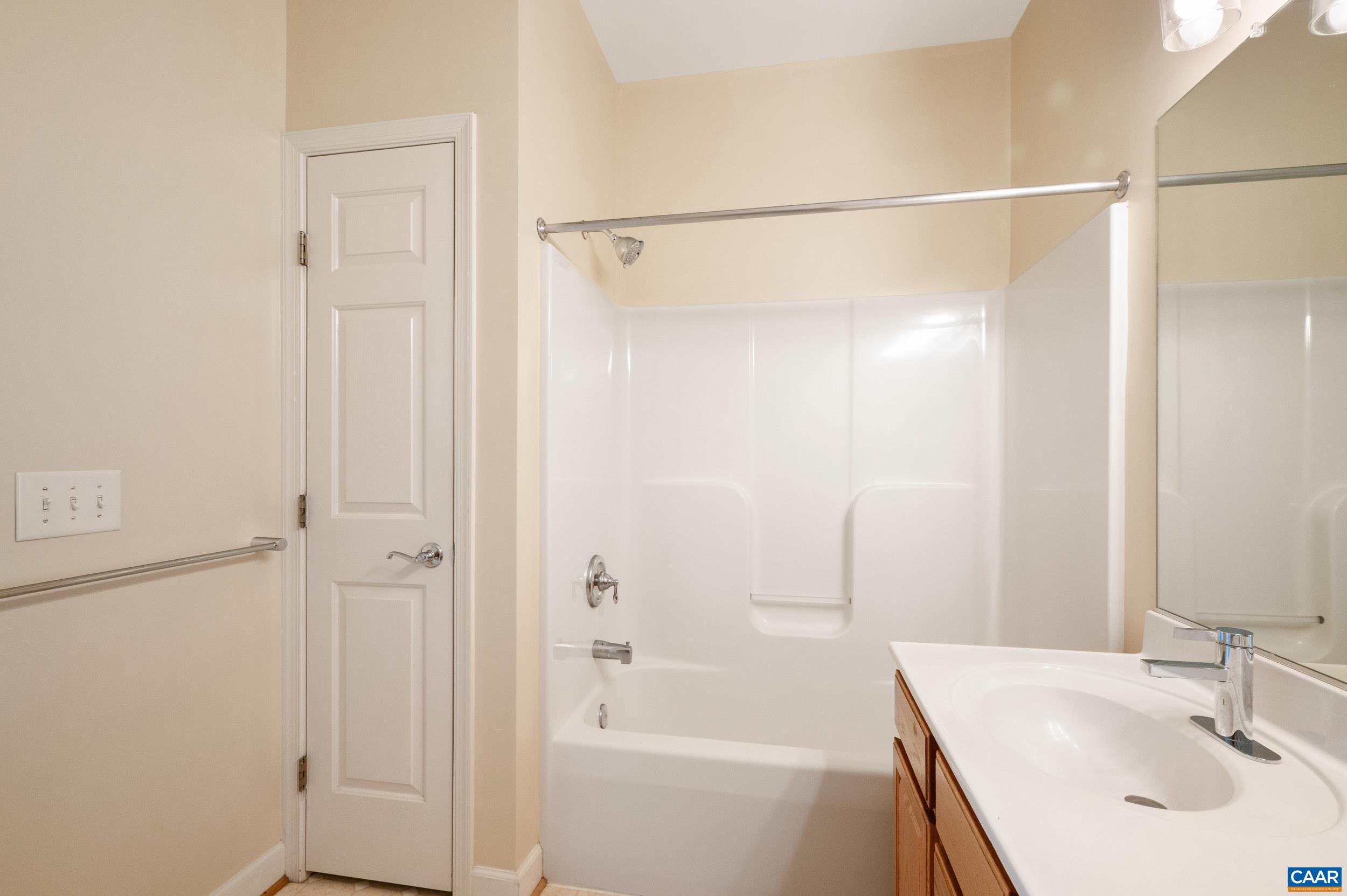 2318 RAVENSWOOD CT, CHARLOTTESVILLE, Virginia 22911, 3 Bedrooms Bedrooms, ,2 BathroomsBathrooms,Residential,2318 RAVENSWOOD CT,680447 MLS # 680447 2318 RAVENSWOOD CT, CHARLOTTESVILLE, Virginia 22911, 3 Bedrooms Bedrooms, ,2 BathroomsBathrooms,Residential,2318 RAVENSWOOD CT,680447 MLS # 680447