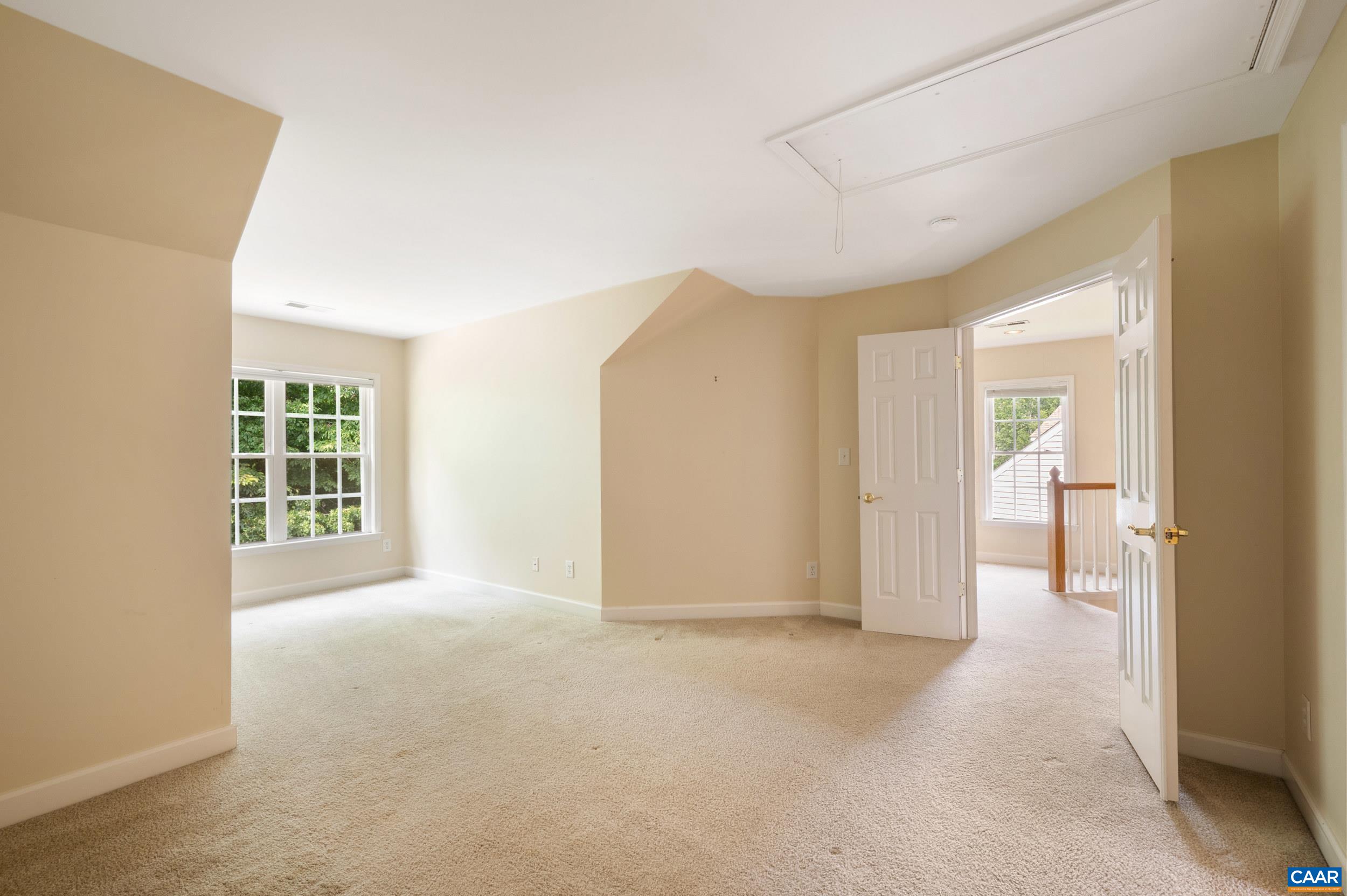 2318 RAVENSWOOD CT, CHARLOTTESVILLE, Virginia 22911, 3 Bedrooms Bedrooms, ,2 BathroomsBathrooms,Residential,2318 RAVENSWOOD CT,680447 MLS # 680447 2318 RAVENSWOOD CT, CHARLOTTESVILLE, Virginia 22911, 3 Bedrooms Bedrooms, ,2 BathroomsBathrooms,Residential,2318 RAVENSWOOD CT,680447 MLS # 680447