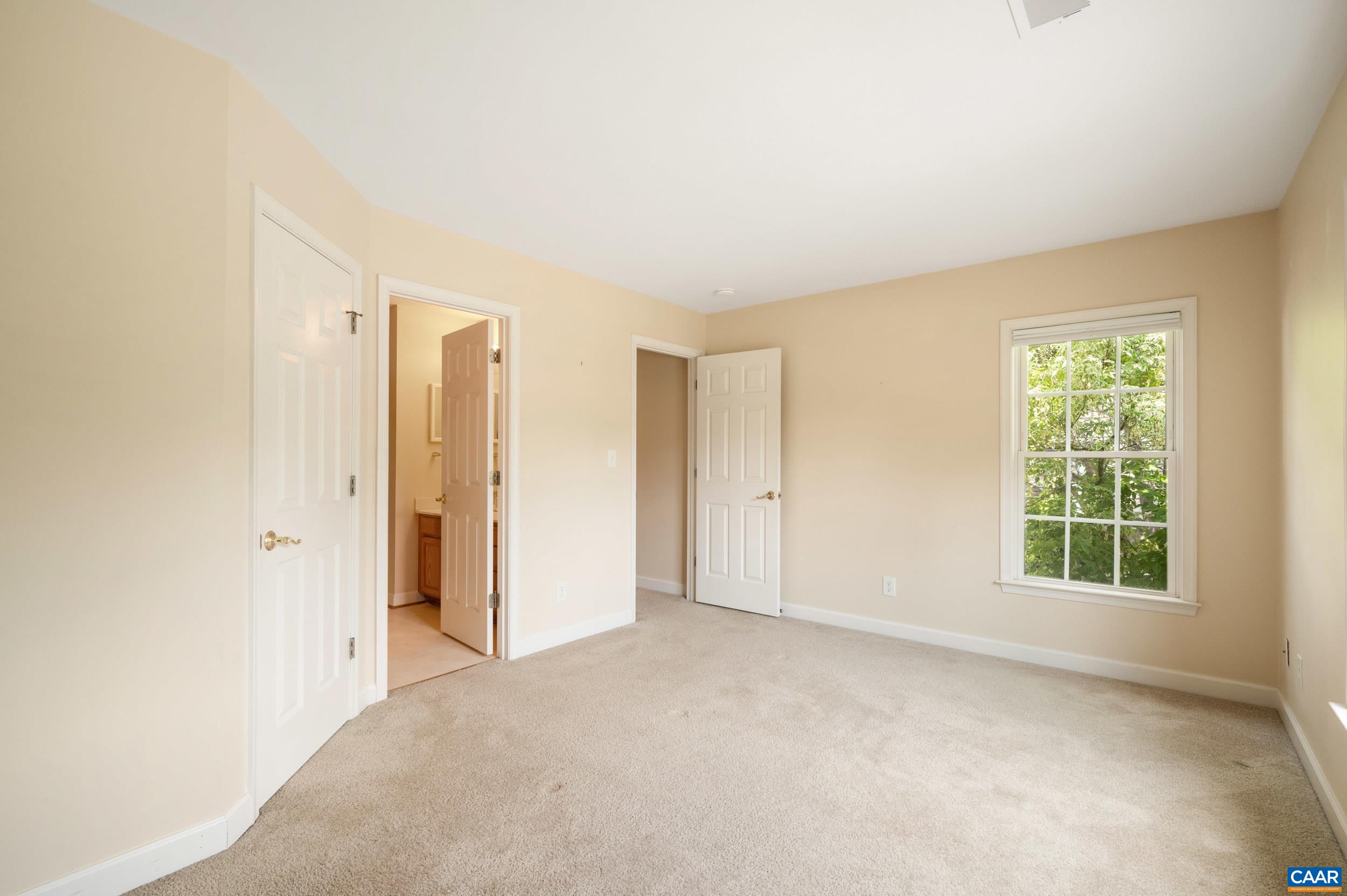 2318 RAVENSWOOD CT, CHARLOTTESVILLE, Virginia 22911, 3 Bedrooms Bedrooms, ,2 BathroomsBathrooms,Residential,2318 RAVENSWOOD CT,680447 MLS # 680447 2318 RAVENSWOOD CT, CHARLOTTESVILLE, Virginia 22911, 3 Bedrooms Bedrooms, ,2 BathroomsBathrooms,Residential,2318 RAVENSWOOD CT,680447 MLS # 680447