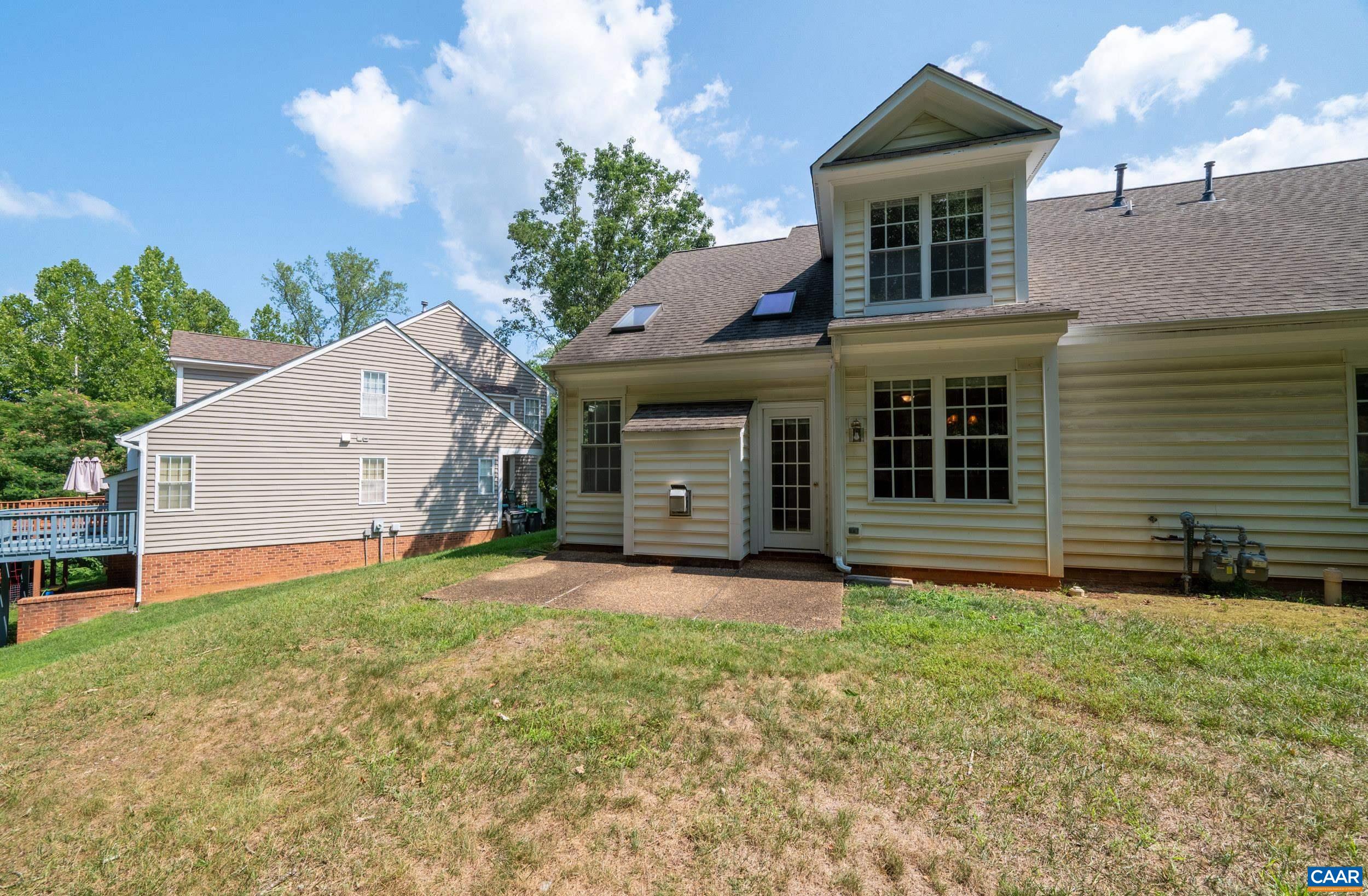 2318 RAVENSWOOD CT, CHARLOTTESVILLE, Virginia 22911, 3 Bedrooms Bedrooms, ,2 BathroomsBathrooms,Residential,2318 RAVENSWOOD CT,680447 MLS # 680447 2318 RAVENSWOOD CT, CHARLOTTESVILLE, Virginia 22911, 3 Bedrooms Bedrooms, ,2 BathroomsBathrooms,Residential,2318 RAVENSWOOD CT,680447 MLS # 680447