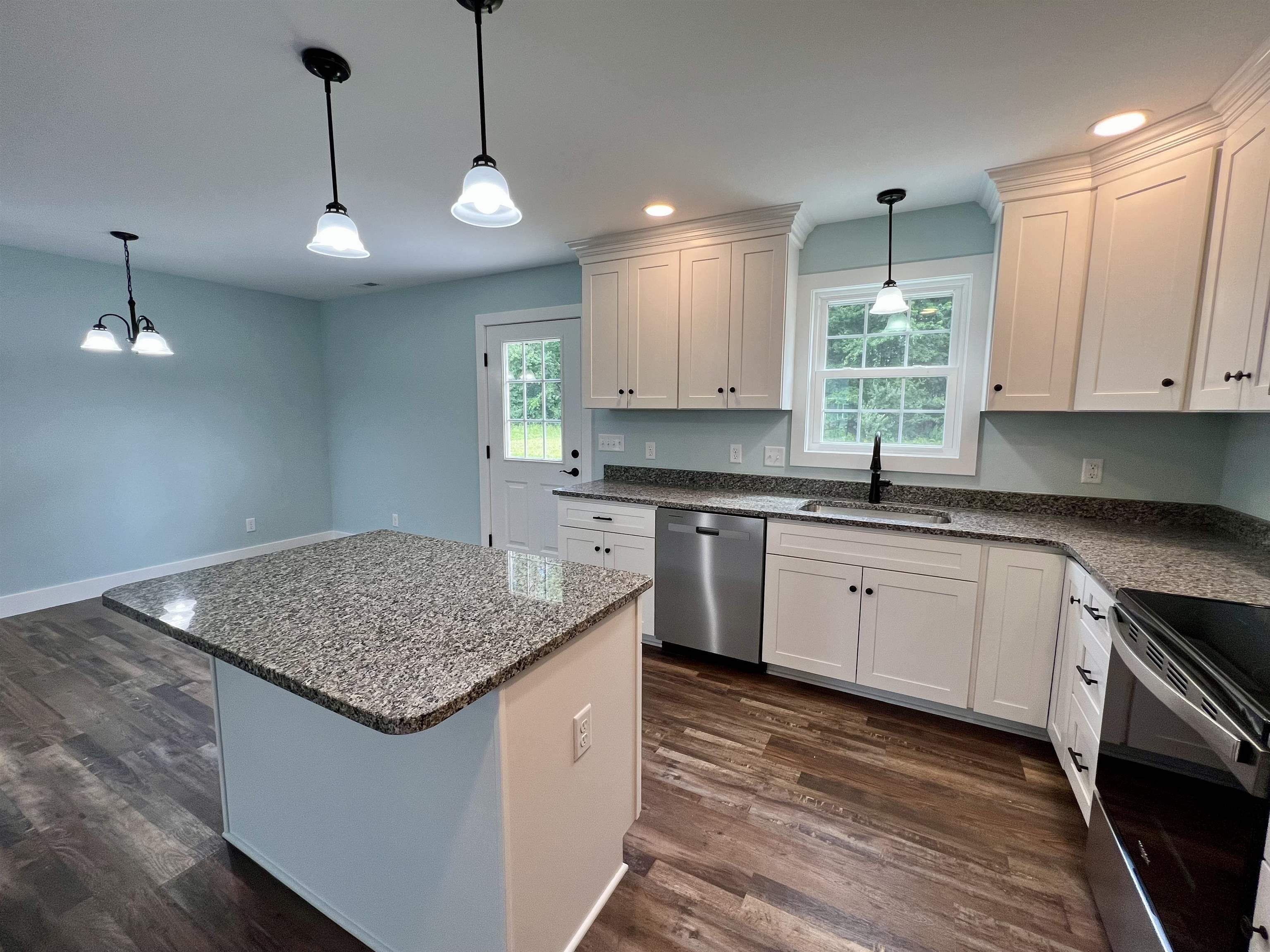 103 14TH ST, GROTTOES, Virginia 24441, 3 Bedrooms Bedrooms, ,2 BathroomsBathrooms,Residential,103 14TH ST,680448 MLS # 680448 103 14TH ST, GROTTOES, Virginia 24441, 3 Bedrooms Bedrooms, ,2 BathroomsBathrooms,Residential,103 14TH ST,680448 MLS # 680448