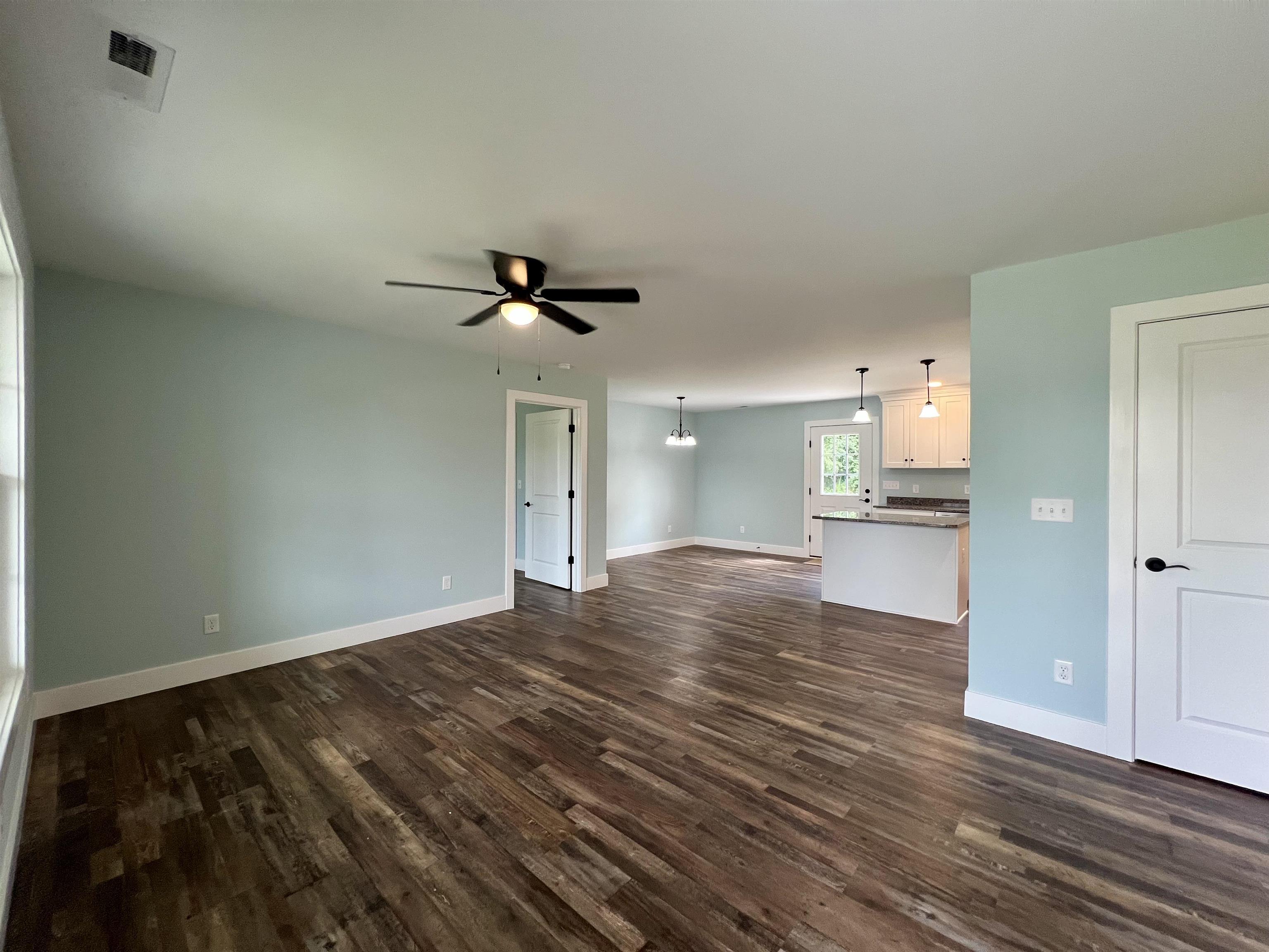 103 14TH ST, GROTTOES, Virginia 24441, 3 Bedrooms Bedrooms, ,2 BathroomsBathrooms,Residential,103 14TH ST,680448 MLS # 680448 103 14TH ST, GROTTOES, Virginia 24441, 3 Bedrooms Bedrooms, ,2 BathroomsBathrooms,Residential,103 14TH ST,680448 MLS # 680448