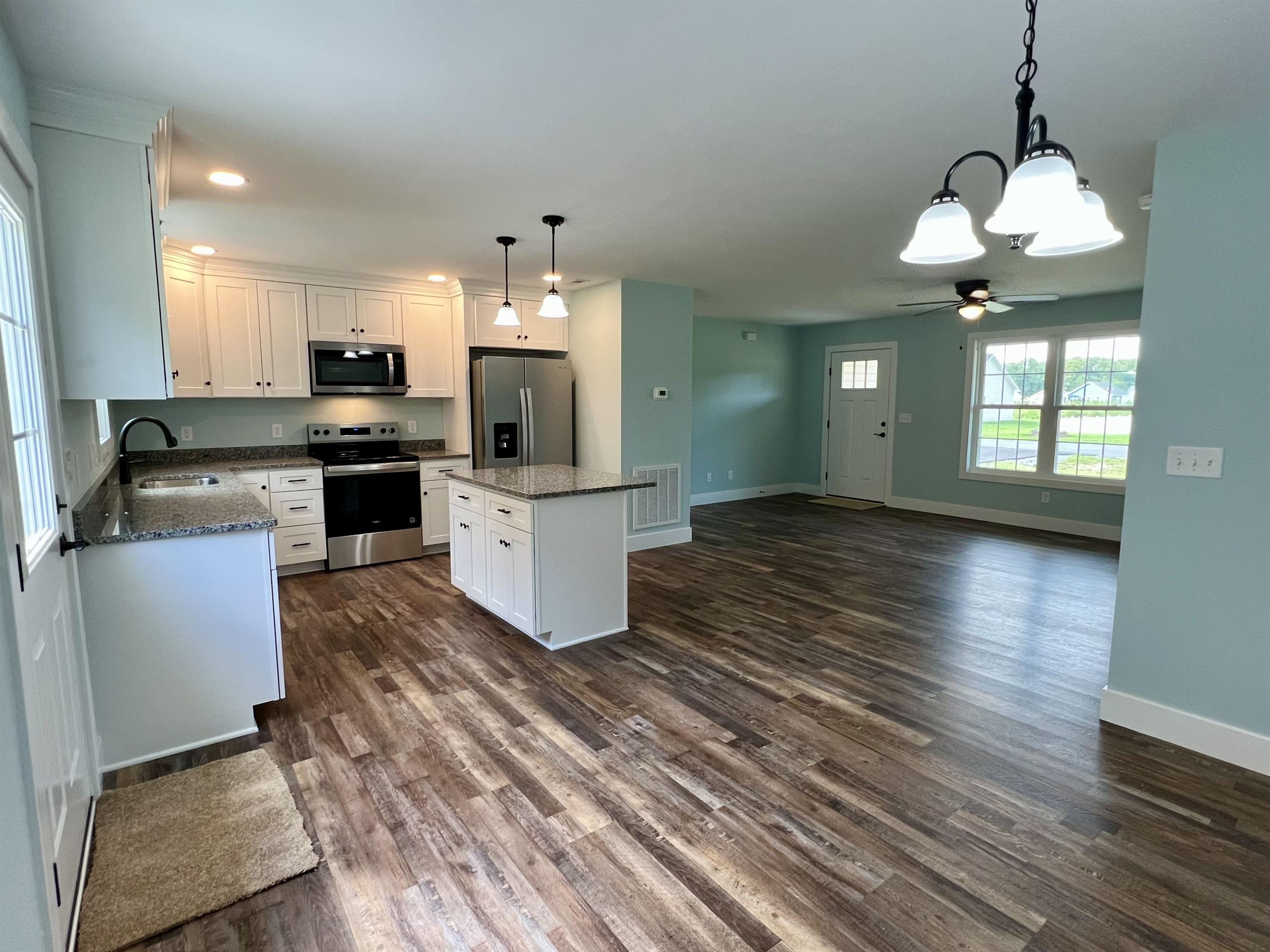 103 14TH ST, GROTTOES, Virginia 24441, 3 Bedrooms Bedrooms, ,2 BathroomsBathrooms,Residential,103 14TH ST,680448 MLS # 680448 103 14TH ST, GROTTOES, Virginia 24441, 3 Bedrooms Bedrooms, ,2 BathroomsBathrooms,Residential,103 14TH ST,680448 MLS # 680448