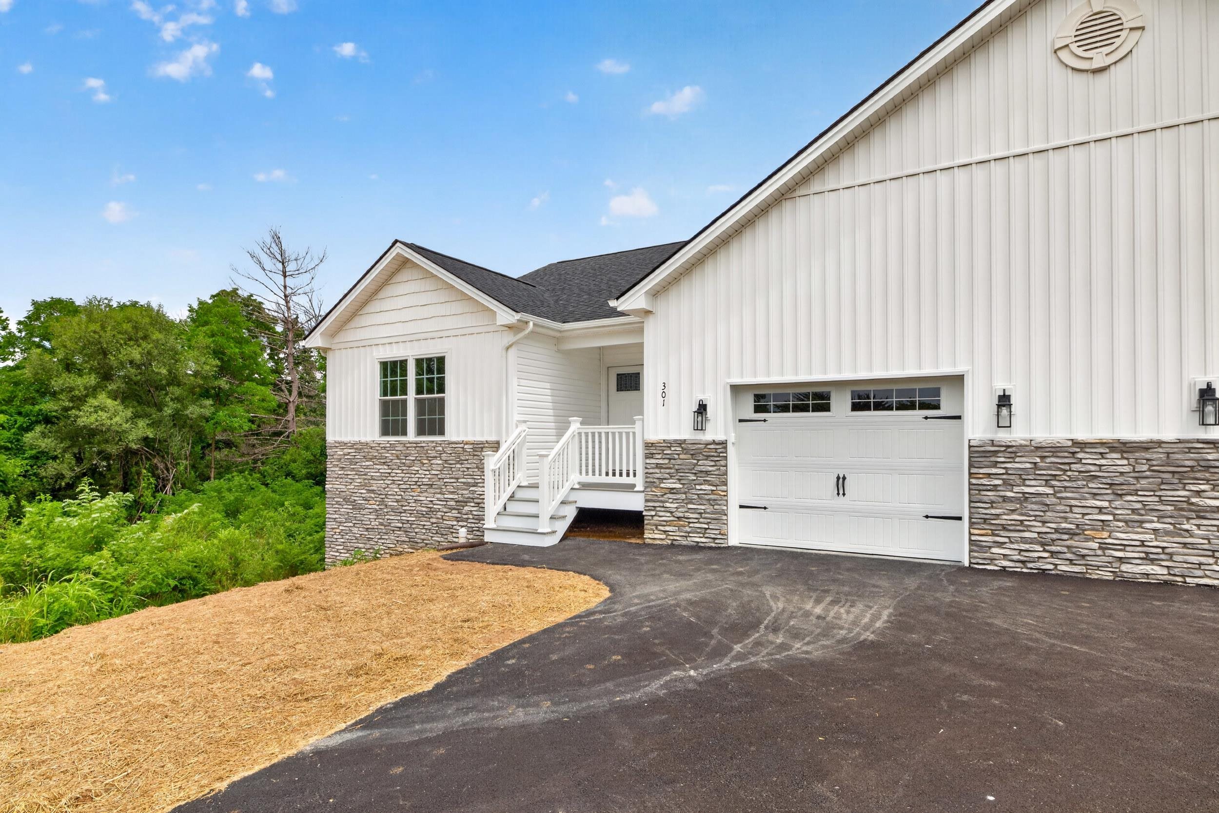 301 WILLOW OAKS DR, ELKTON, Virginia 22827, 3 Bedrooms Bedrooms, ,2 BathroomsBathrooms,Residential,301 WILLOW OAKS DR,680449 MLS # 680449 301 WILLOW OAKS DR, ELKTON, Virginia 22827, 3 Bedrooms Bedrooms, ,2 BathroomsBathrooms,Residential,301 WILLOW OAKS DR,680449 MLS # 680449