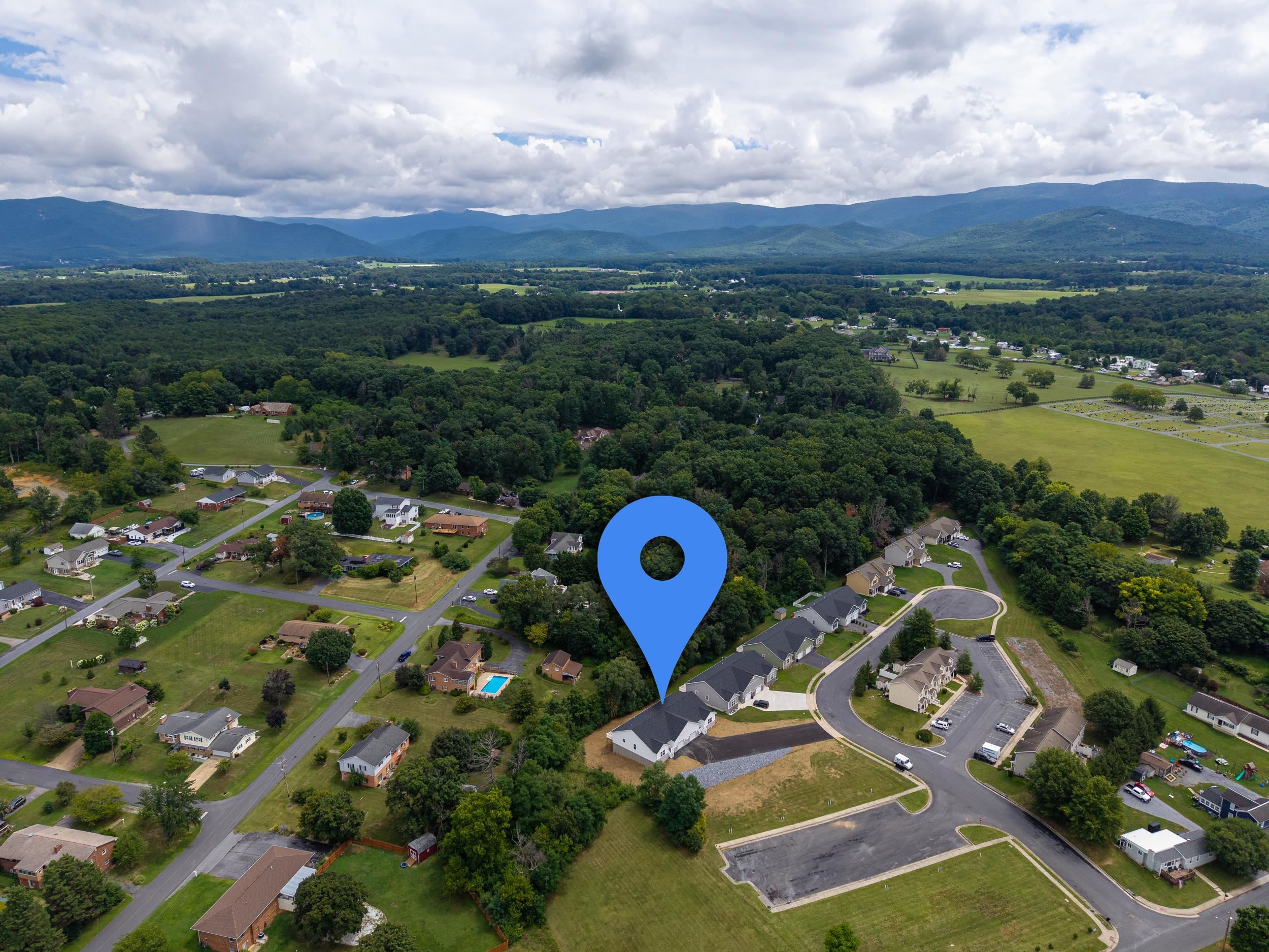 301 WILLOW OAKS DR, ELKTON, Virginia 22827, 3 Bedrooms Bedrooms, ,2 BathroomsBathrooms,Residential,301 WILLOW OAKS DR,680449 MLS # 680449 301 WILLOW OAKS DR, ELKTON, Virginia 22827, 3 Bedrooms Bedrooms, ,2 BathroomsBathrooms,Residential,301 WILLOW OAKS DR,680449 MLS # 680449