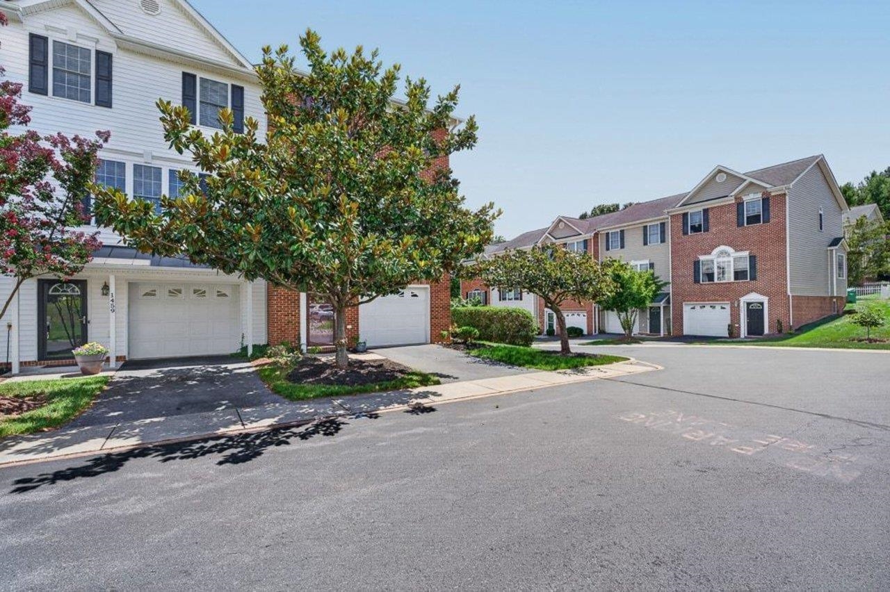 1463 FLOWING SPRING LN, ROCKINGHAM, Virginia 22801, 3 Bedrooms Bedrooms, ,2 BathroomsBathrooms,Residential,1463 FLOWING SPRING LN,680455 MLS # 680455 1463 FLOWING SPRING LN, ROCKINGHAM, Virginia 22801, 3 Bedrooms Bedrooms, ,2 BathroomsBathrooms,Residential,1463 FLOWING SPRING LN,680455 MLS # 680455