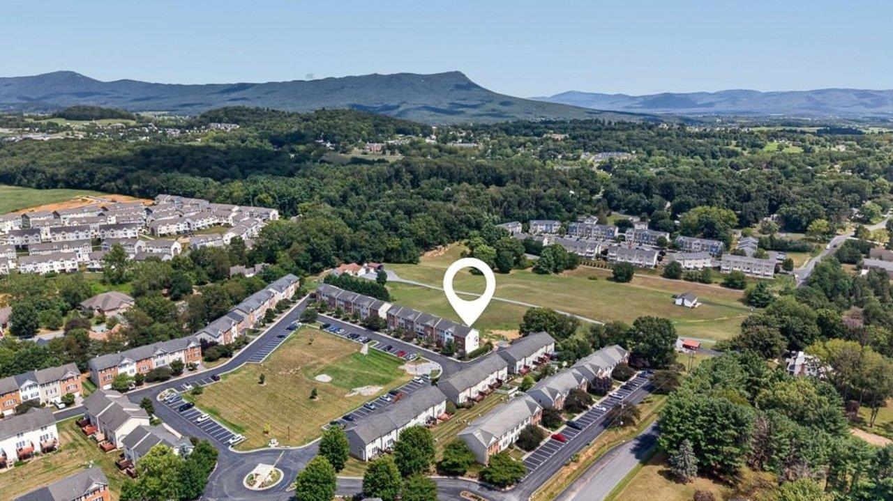 1463 FLOWING SPRING LN, ROCKINGHAM, Virginia 22801, 3 Bedrooms Bedrooms, ,2 BathroomsBathrooms,Residential,1463 FLOWING SPRING LN,680455 MLS # 680455 1463 FLOWING SPRING LN, ROCKINGHAM, Virginia 22801, 3 Bedrooms Bedrooms, ,2 BathroomsBathrooms,Residential,1463 FLOWING SPRING LN,680455 MLS # 680455