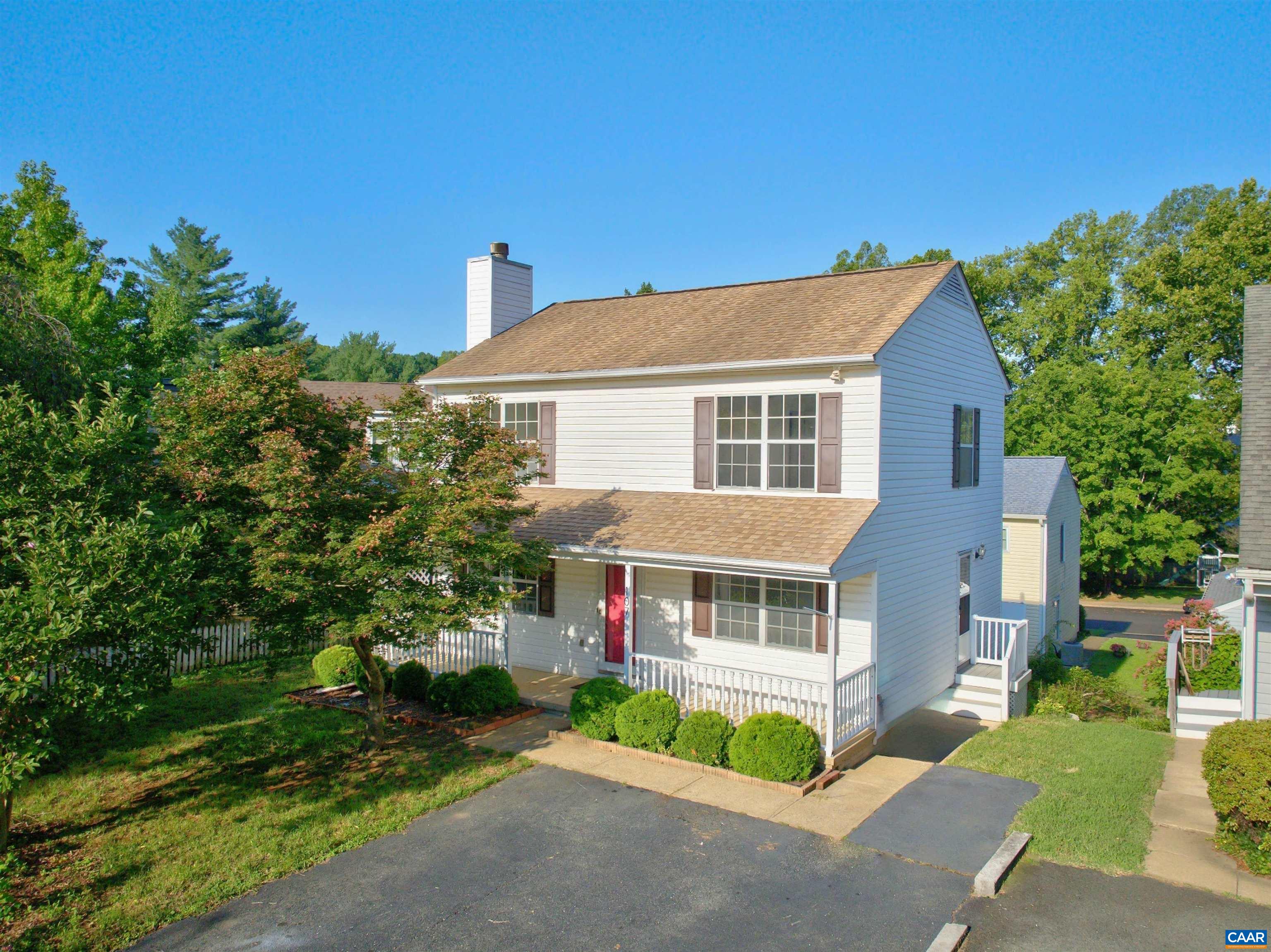 107 WESTWOOD CIR, CHARLOTTESVILLE, Virginia 22903, 3 Bedrooms Bedrooms, ,2 BathroomsBathrooms,Residential,107 WESTWOOD CIR,680458 MLS # 680458
