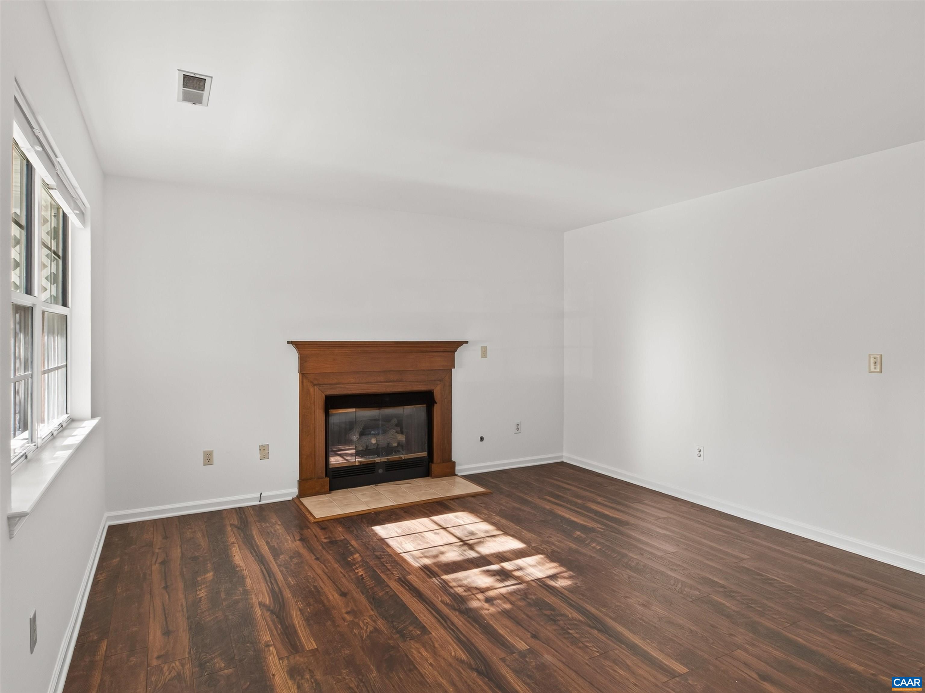 107 WESTWOOD CIR, CHARLOTTESVILLE, Virginia 22903, 3 Bedrooms Bedrooms, ,2 BathroomsBathrooms,Residential,107 WESTWOOD CIR,680458 MLS # 680458