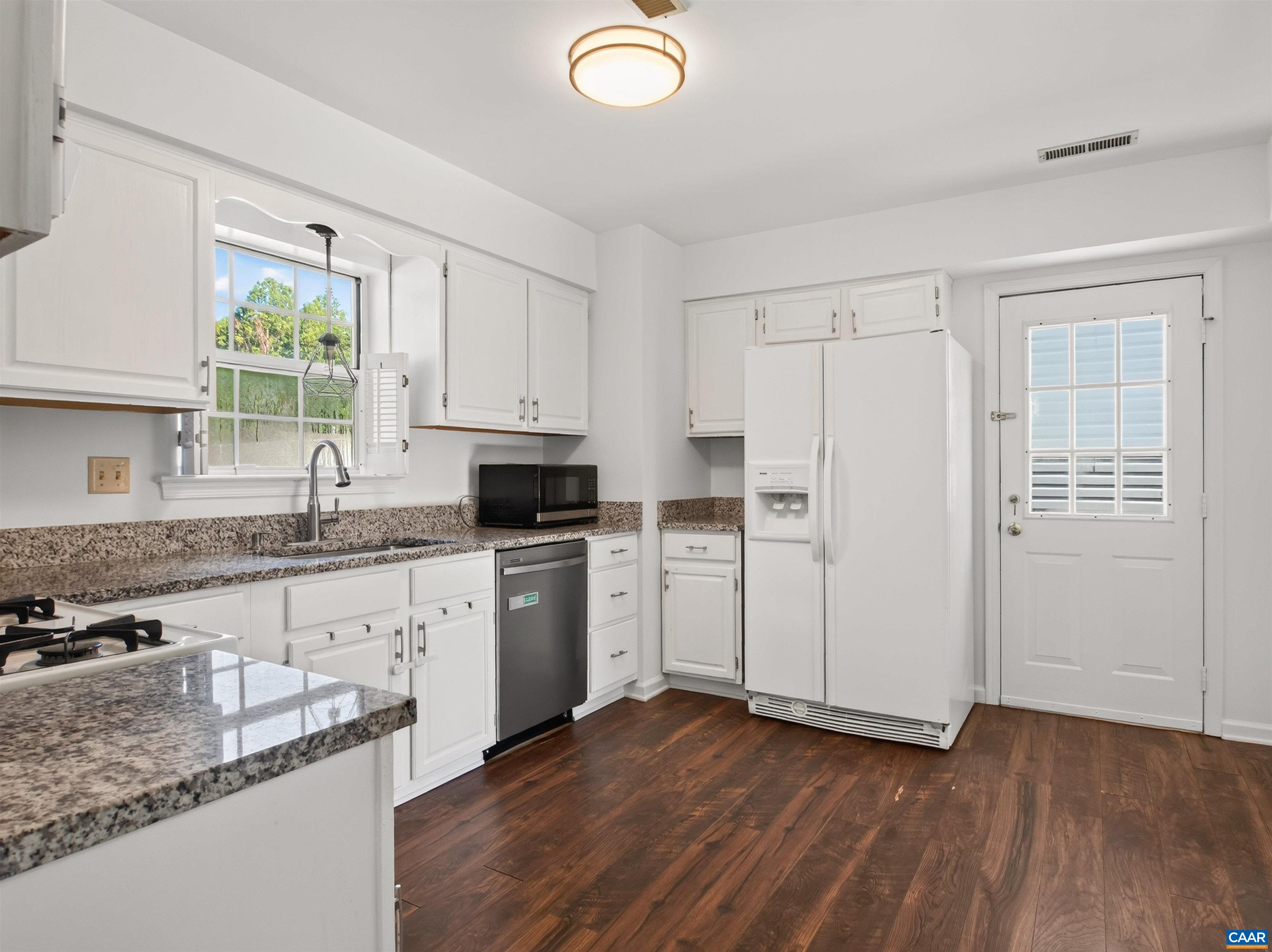 107 WESTWOOD CIR, CHARLOTTESVILLE, Virginia 22903, 3 Bedrooms Bedrooms, ,2 BathroomsBathrooms,Residential,107 WESTWOOD CIR,680458 MLS # 680458