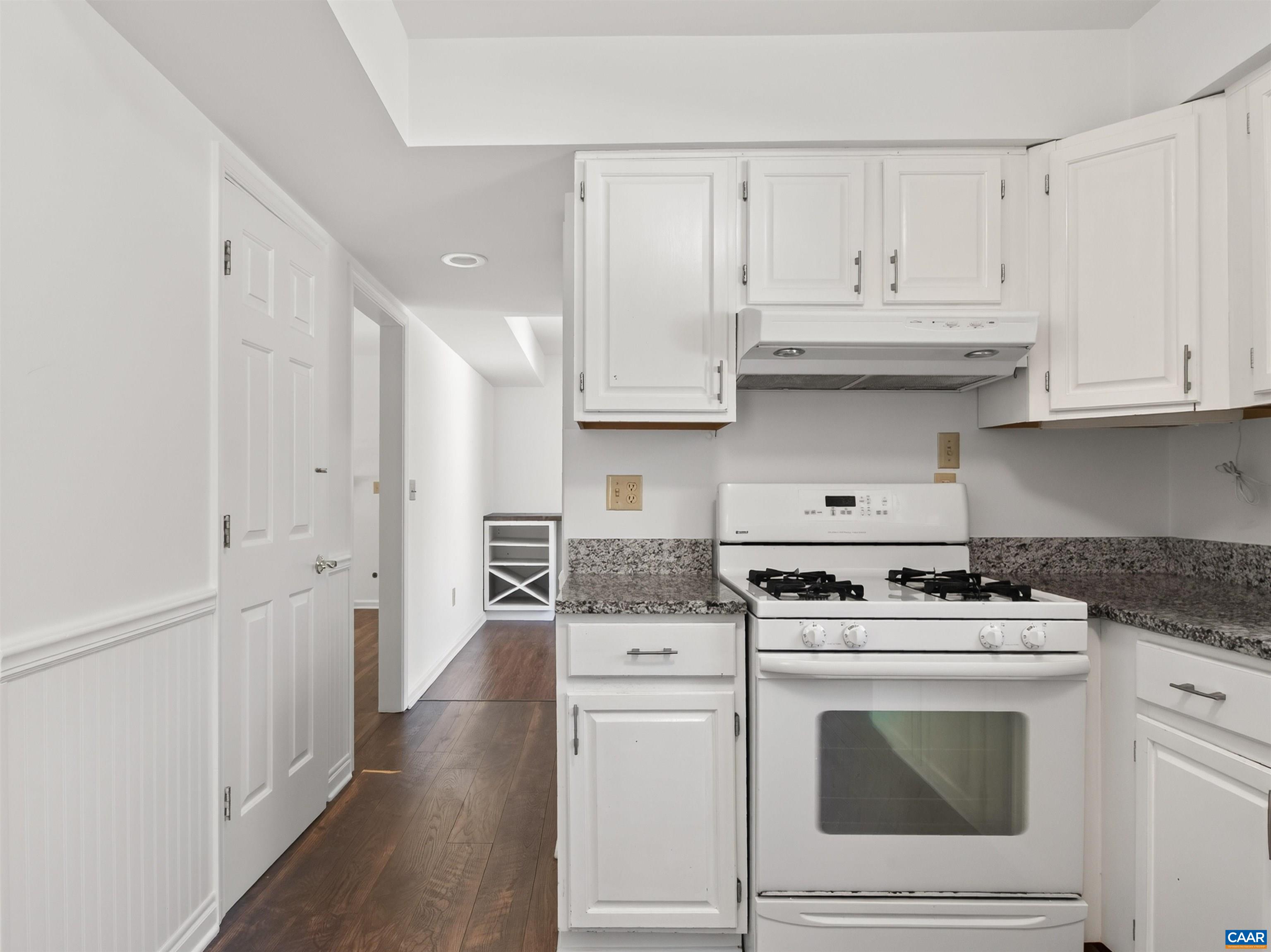 107 WESTWOOD CIR, CHARLOTTESVILLE, Virginia 22903, 3 Bedrooms Bedrooms, ,2 BathroomsBathrooms,Residential,107 WESTWOOD CIR,680458 MLS # 680458