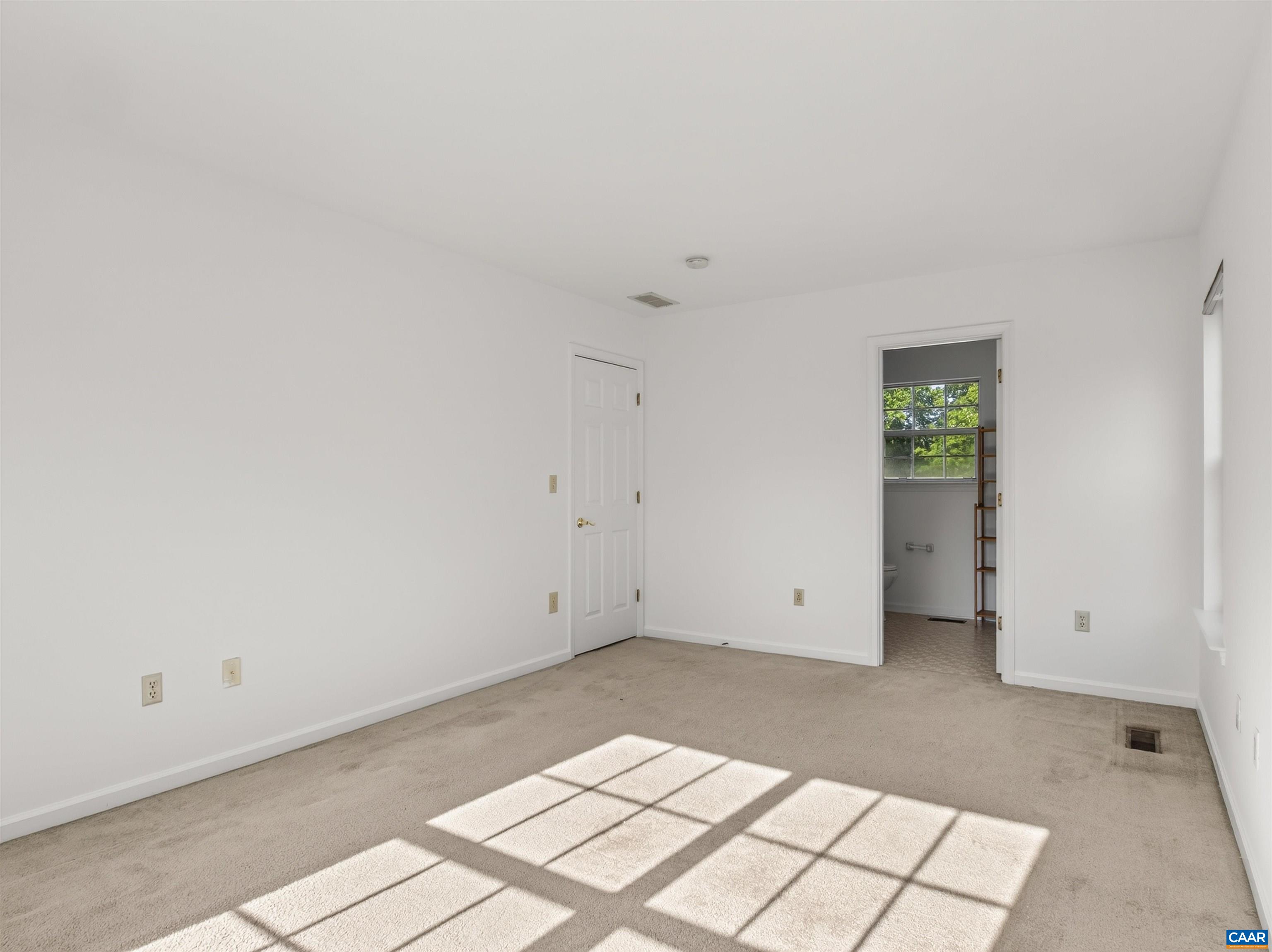 107 WESTWOOD CIR, CHARLOTTESVILLE, Virginia 22903, 3 Bedrooms Bedrooms, ,2 BathroomsBathrooms,Residential,107 WESTWOOD CIR,680458 MLS # 680458