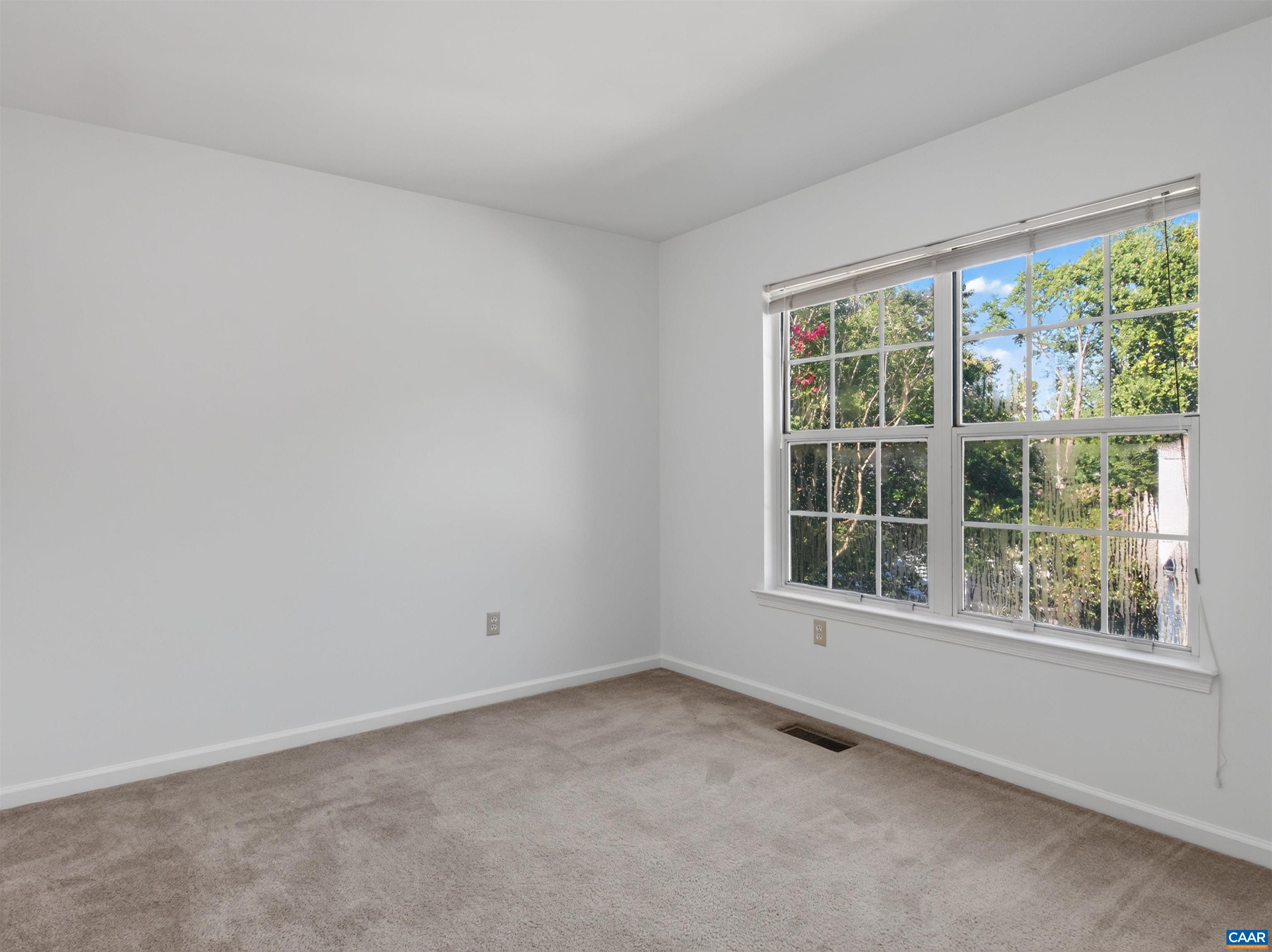 107 WESTWOOD CIR, CHARLOTTESVILLE, Virginia 22903, 3 Bedrooms Bedrooms, ,2 BathroomsBathrooms,Residential,107 WESTWOOD CIR,680458 MLS # 680458