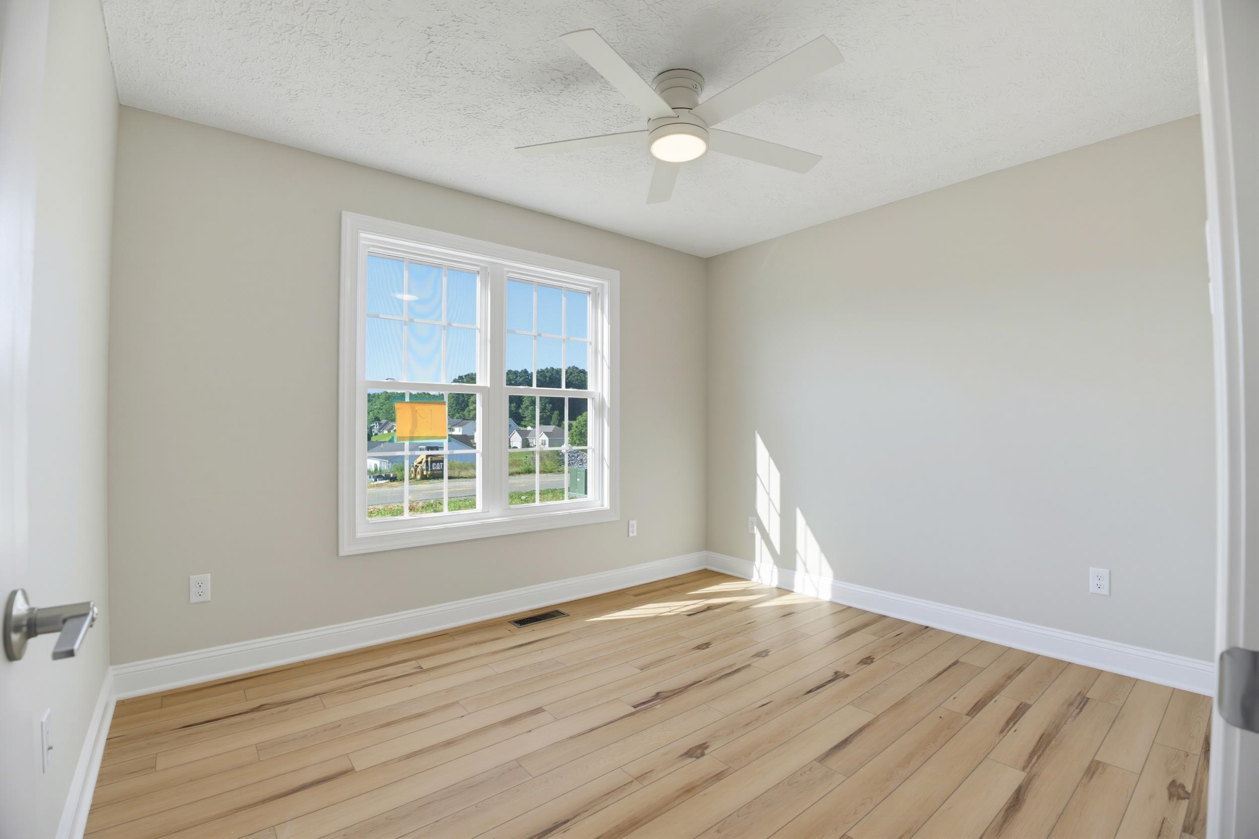 33 AUTUMN RIDGE DR, STUARTS DRAFT, Virginia 24477, 3 Bedrooms Bedrooms, ,2 BathroomsBathrooms,Residential,33 AUTUMN RIDGE DR,680459 MLS # 680459 33 AUTUMN RIDGE DR, STUARTS DRAFT, Virginia 24477, 3 Bedrooms Bedrooms, ,2 BathroomsBathrooms,Residential,33 AUTUMN RIDGE DR,680459 MLS # 680459