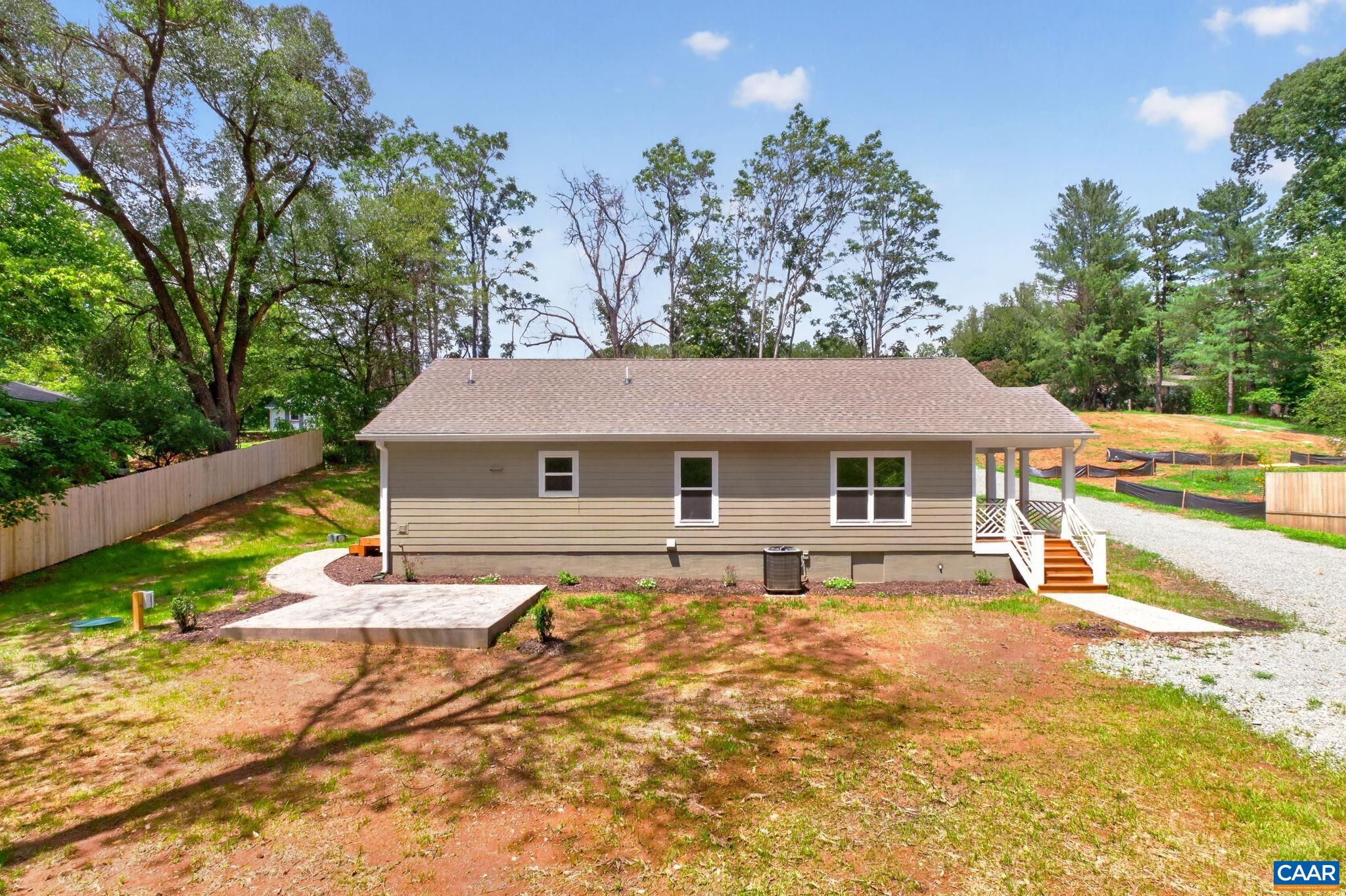 with partial privacy fence