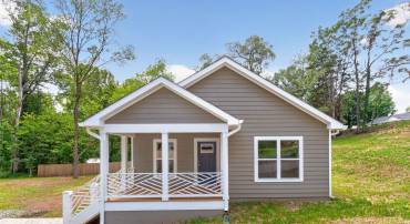 108 BOLLINGBROOK DR, CHARLOTTESVILLE, Virginia 22911, 3 Bedrooms Bedrooms, ,2 BathroomsBathrooms,Residential,108 BOLLINGBROOK DR,680463 MLS # 680463