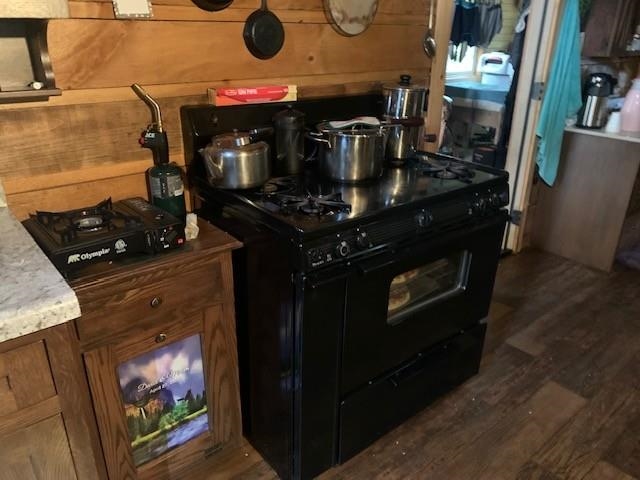 2352 DUG BANK RD, MONTEREY, Virginia 24465, 2 Bedrooms Bedrooms, ,1 BathroomBathrooms,Residential,Yoder Cabin,2352 DUG BANK RD,680465 MLS # 680465 2352 DUG BANK RD, MONTEREY, Virginia 24465, 2 Bedrooms Bedrooms, ,1 BathroomBathrooms,Residential,Yoder Cabin,2352 DUG BANK RD,680465 MLS # 680465