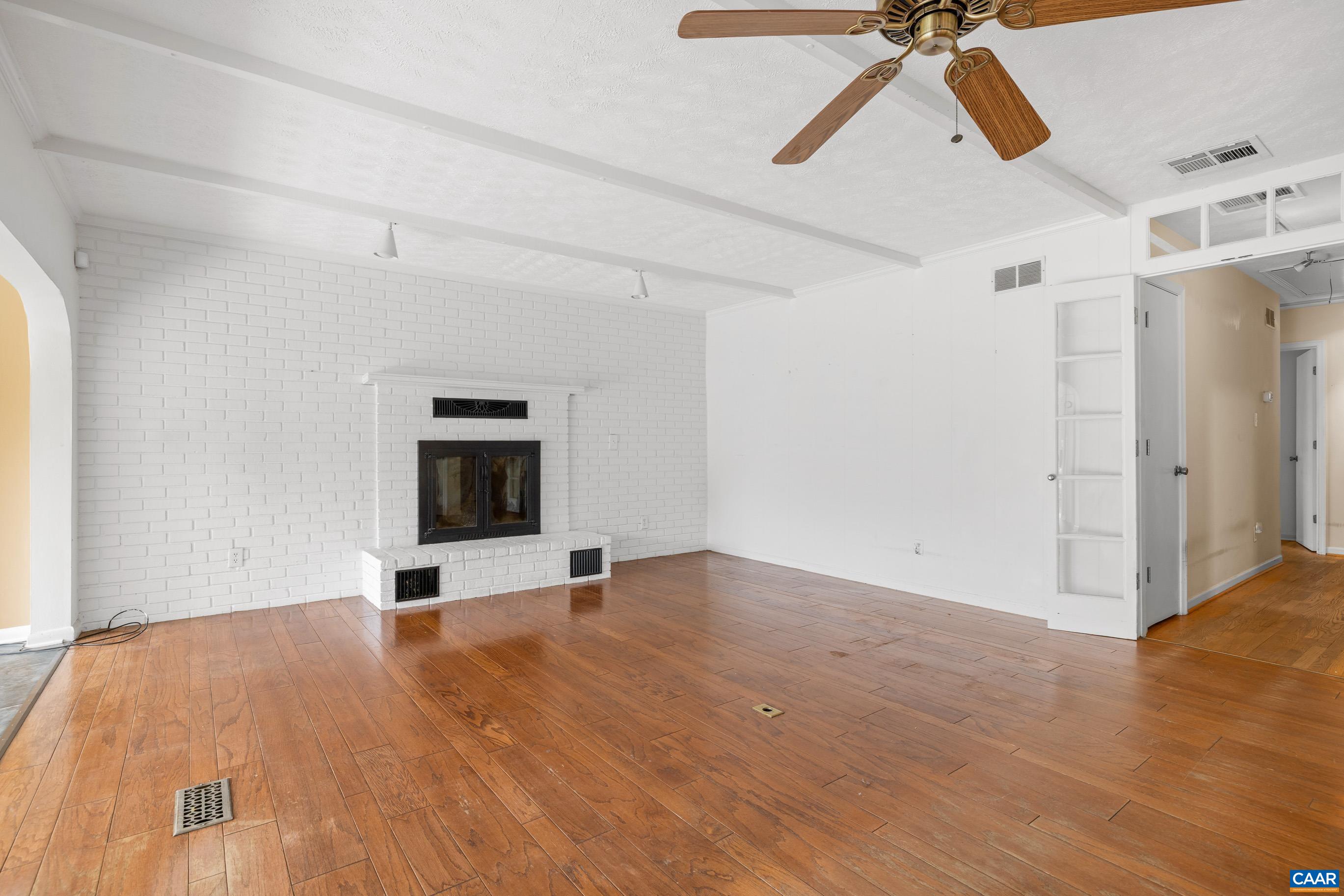 21 VINE RIDGE DR, PALMYRA, Virginia 22963, 5 Bedrooms Bedrooms, ,3 BathroomsBathrooms,Residential,21 VINE RIDGE DR,680466 MLS # 680466 21 VINE RIDGE DR, PALMYRA, Virginia 22963, 5 Bedrooms Bedrooms, ,3 BathroomsBathrooms,Residential,21 VINE RIDGE DR,680466 MLS # 680466