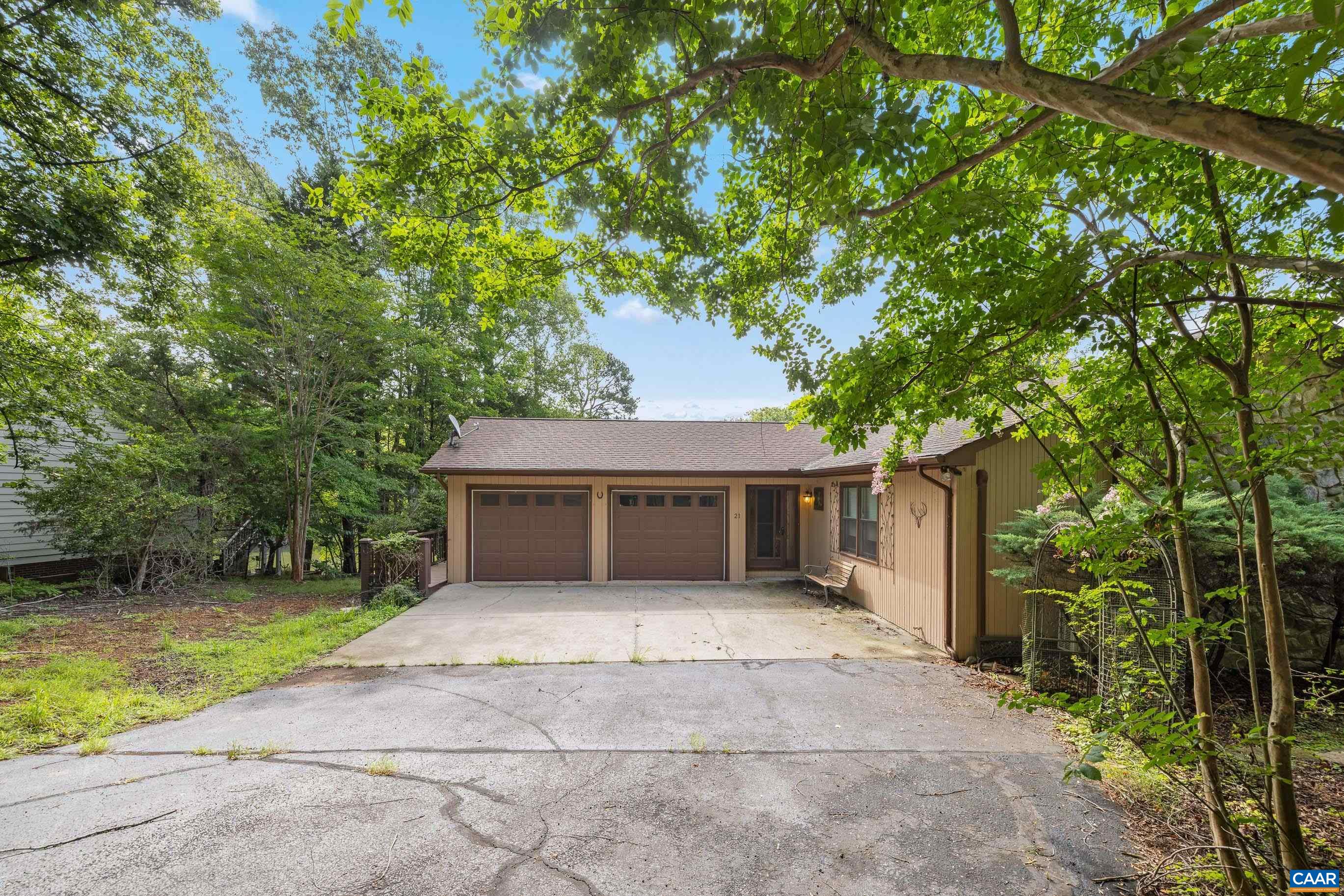 21 VINE RIDGE DR, PALMYRA, Virginia 22963, 5 Bedrooms Bedrooms, ,3 BathroomsBathrooms,Residential,21 VINE RIDGE DR,680466 MLS # 680466 21 VINE RIDGE DR, PALMYRA, Virginia 22963, 5 Bedrooms Bedrooms, ,3 BathroomsBathrooms,Residential,21 VINE RIDGE DR,680466 MLS # 680466