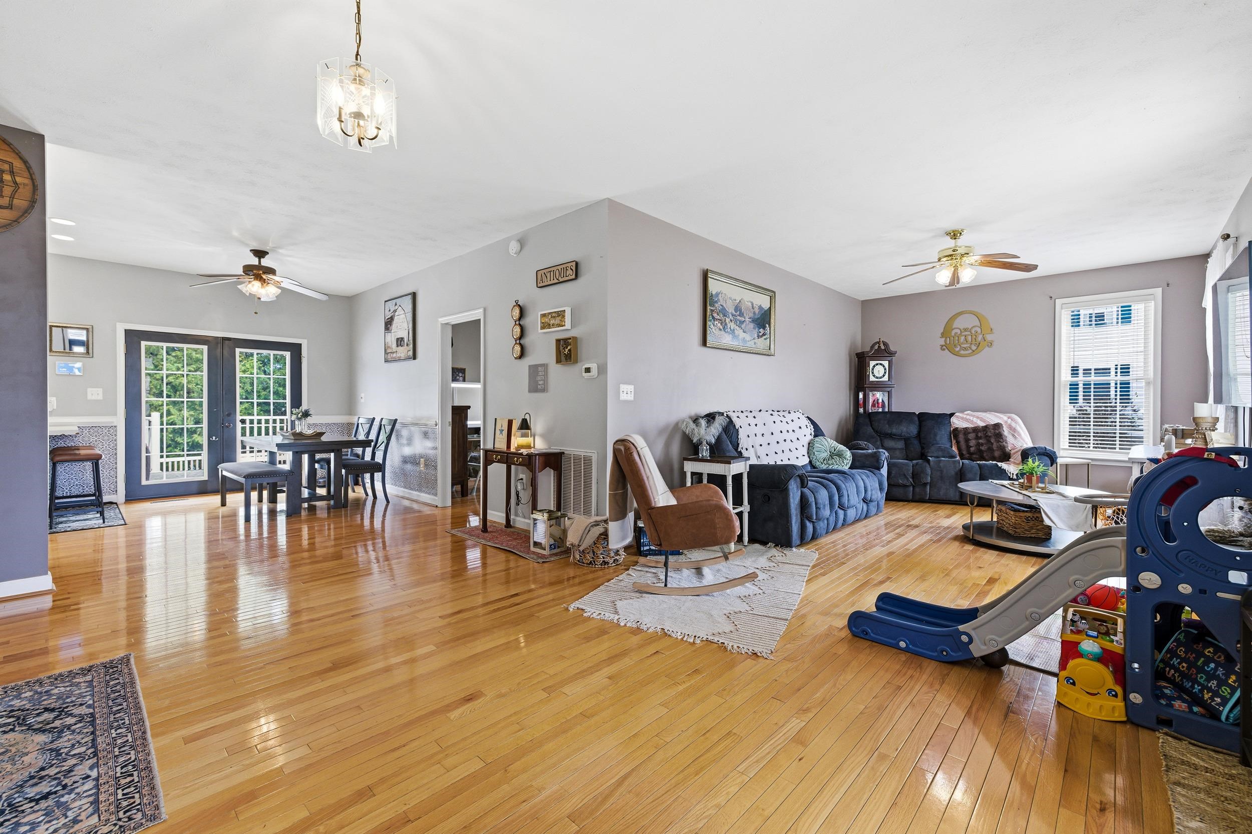 154 W WANDA ST, STANLEY, Virginia 22851, 4 Bedrooms Bedrooms, ,3 BathroomsBathrooms,Residential,154 W WANDA ST,675009 MLS # 675009 154 W WANDA ST, STANLEY, Virginia 22851, 4 Bedrooms Bedrooms, ,3 BathroomsBathrooms,Residential,154 W WANDA ST,675009 MLS # 675009