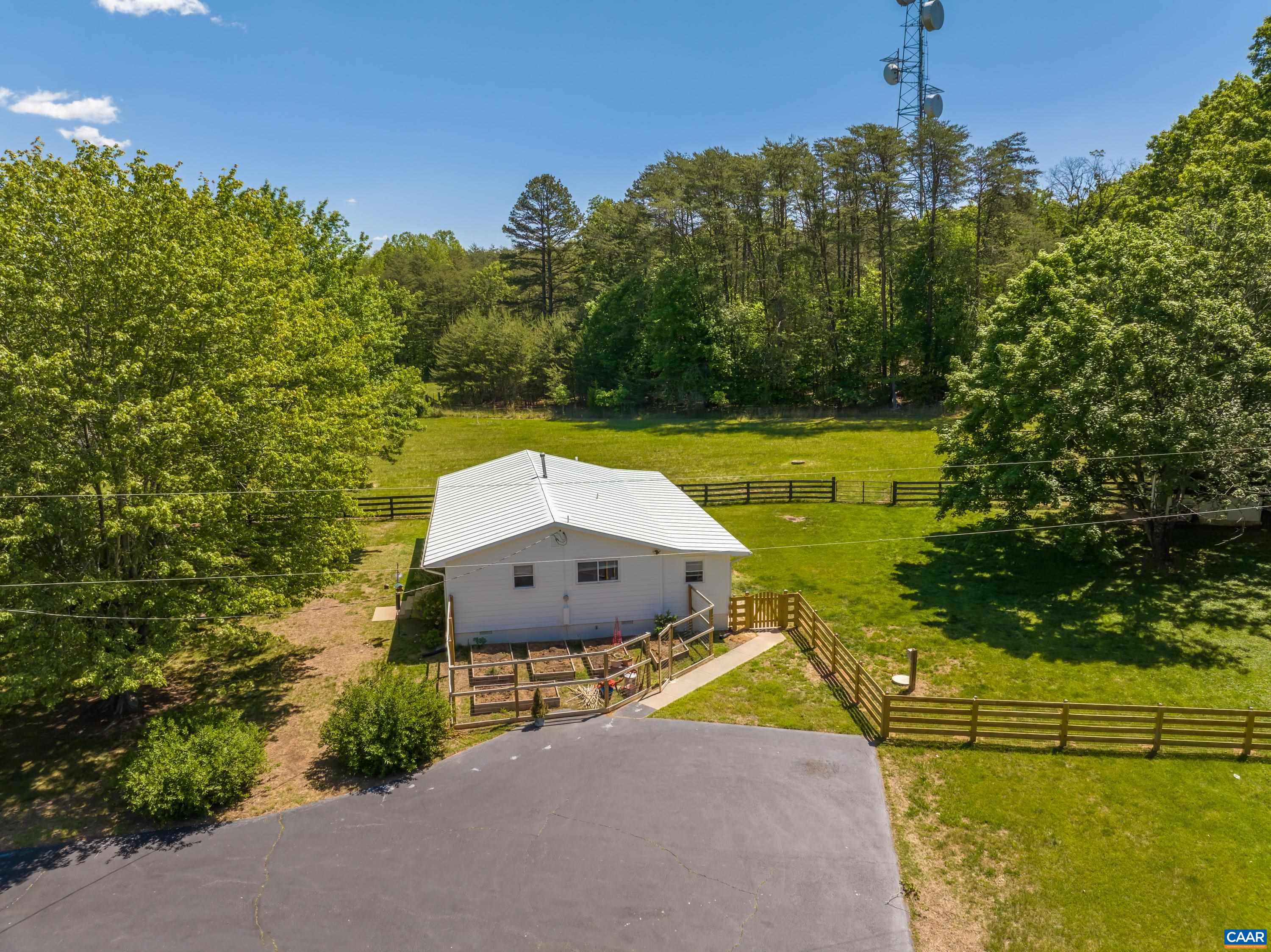 2959 BURNLEY STATION RD, BARBOURSVILLE, Virginia 22923, 3 Bedrooms Bedrooms, ,2 BathroomsBathrooms,Residential,2959 BURNLEY STATION RD,676999 MLS # 676999 2959 BURNLEY STATION RD, BARBOURSVILLE, Virginia 22923, 3 Bedrooms Bedrooms, ,2 BathroomsBathrooms,Residential,2959 BURNLEY STATION RD,676999 MLS # 676999
