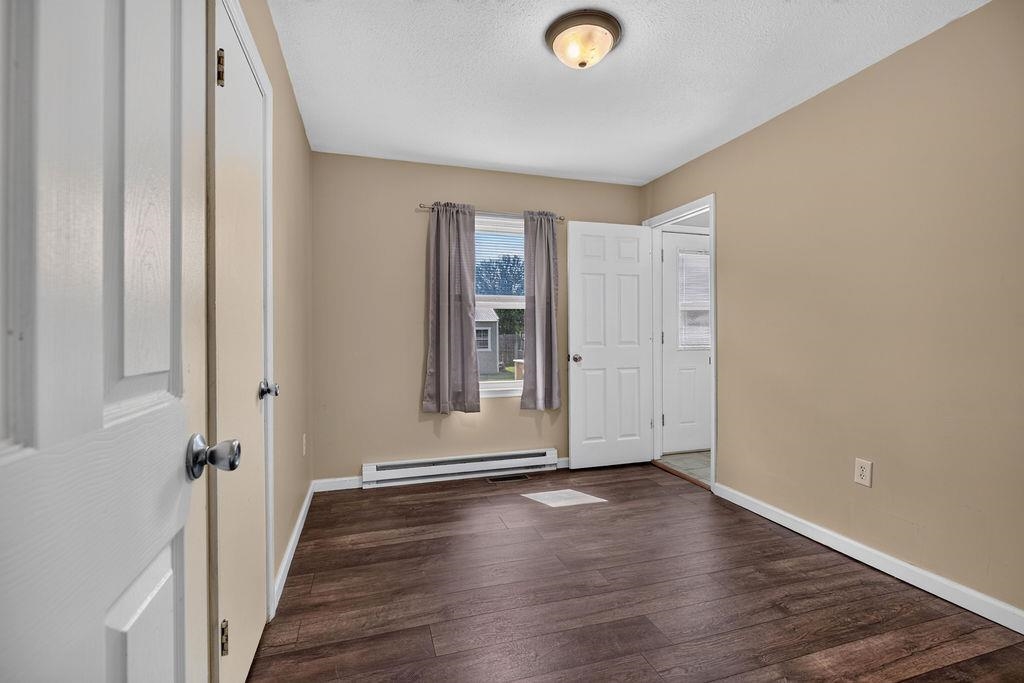 21 EASTGATE DR, VERONA, Virginia 24482, 3 Bedrooms Bedrooms, ,1 BathroomBathrooms,Residential,21 EASTGATE DR,679466 MLS # 679466 21 EASTGATE DR, VERONA, Virginia 24482, 3 Bedrooms Bedrooms, ,1 BathroomBathrooms,Residential,21 EASTGATE DR,679466 MLS # 679466