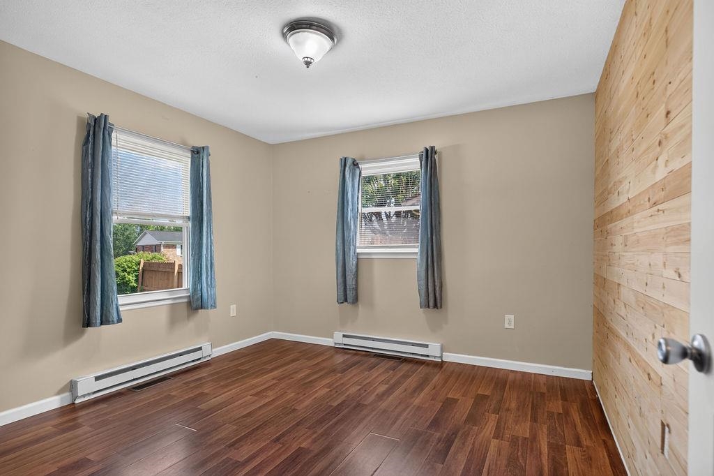21 EASTGATE DR, VERONA, Virginia 24482, 3 Bedrooms Bedrooms, ,1 BathroomBathrooms,Residential,21 EASTGATE DR,679466 MLS # 679466 21 EASTGATE DR, VERONA, Virginia 24482, 3 Bedrooms Bedrooms, ,1 BathroomBathrooms,Residential,21 EASTGATE DR,679466 MLS # 679466