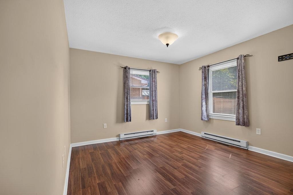 21 EASTGATE DR, VERONA, Virginia 24482, 3 Bedrooms Bedrooms, ,1 BathroomBathrooms,Residential,21 EASTGATE DR,679466 MLS # 679466 21 EASTGATE DR, VERONA, Virginia 24482, 3 Bedrooms Bedrooms, ,1 BathroomBathrooms,Residential,21 EASTGATE DR,679466 MLS # 679466