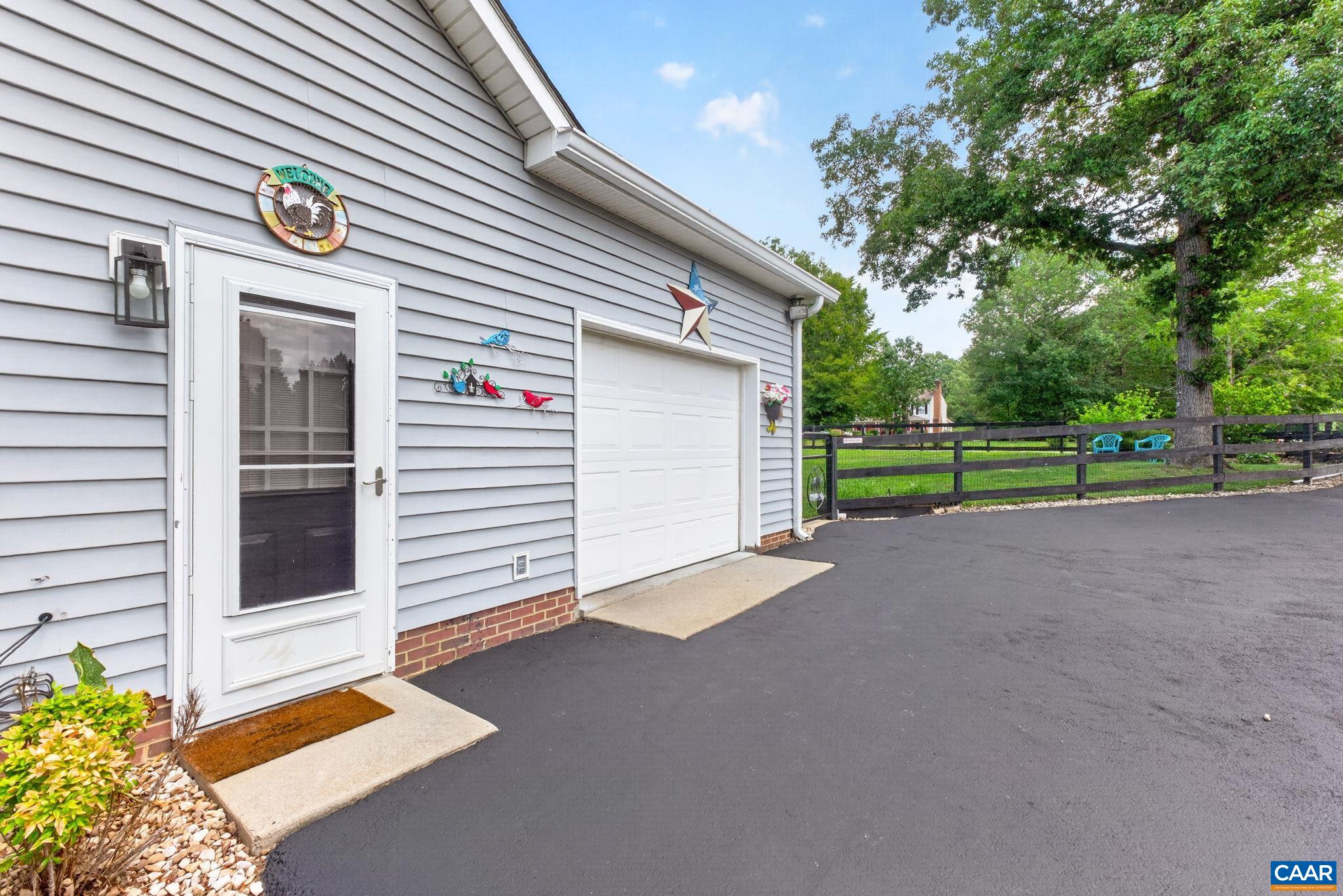 378 KESWICK GLEN DR, KESWICK, Virginia 22947, 3 Bedrooms Bedrooms, ,3 BathroomsBathrooms,Residential,378 KESWICK GLEN DR,680470 MLS # 680470