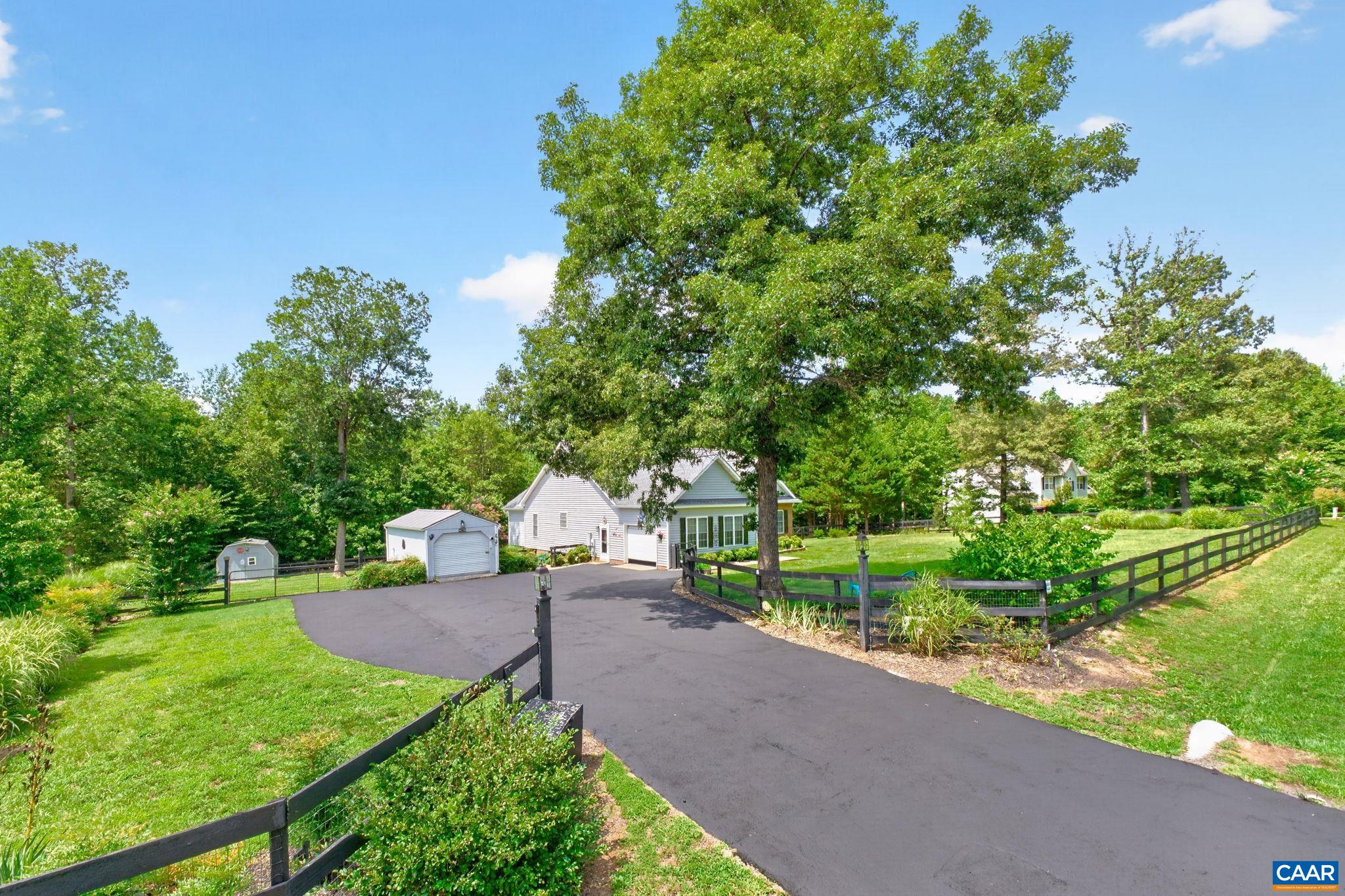 378 KESWICK GLEN DR, KESWICK, Virginia 22947, 3 Bedrooms Bedrooms, ,3 BathroomsBathrooms,Residential,378 KESWICK GLEN DR,680470 MLS # 680470