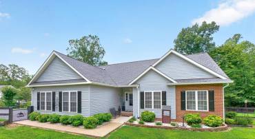378 KESWICK GLEN DR, KESWICK, Virginia 22947, 3 Bedrooms Bedrooms, ,3 BathroomsBathrooms,Residential,378 KESWICK GLEN DR,680470 MLS # 680470
