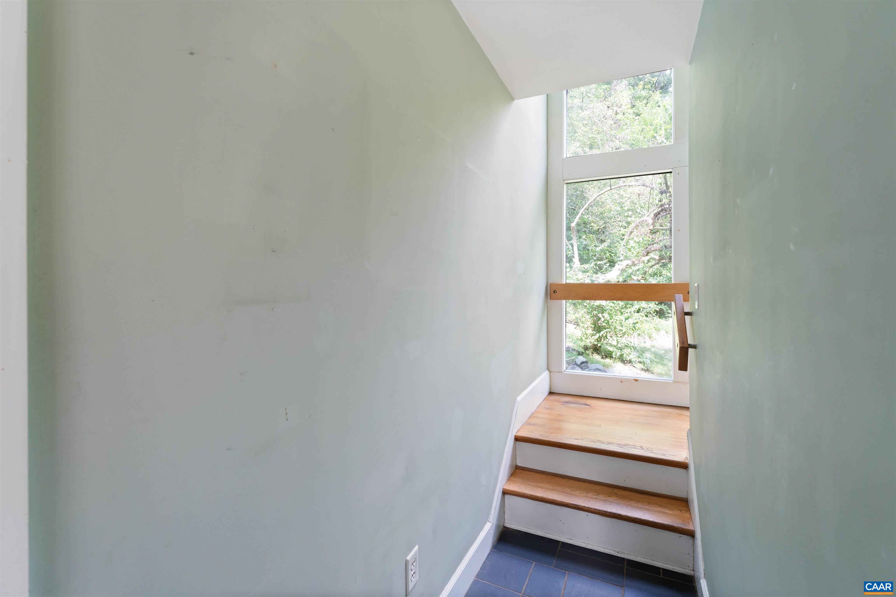 203 RIVERSIDE AVE, CHARLOTTESVILLE, Virginia 22902, 3 Bedrooms Bedrooms, ,2 BathroomsBathrooms,Residential,203 RIVERSIDE AVE,680472 MLS # 680472 203 RIVERSIDE AVE, CHARLOTTESVILLE, Virginia 22902, 3 Bedrooms Bedrooms, ,2 BathroomsBathrooms,Residential,203 RIVERSIDE AVE,680472 MLS # 680472