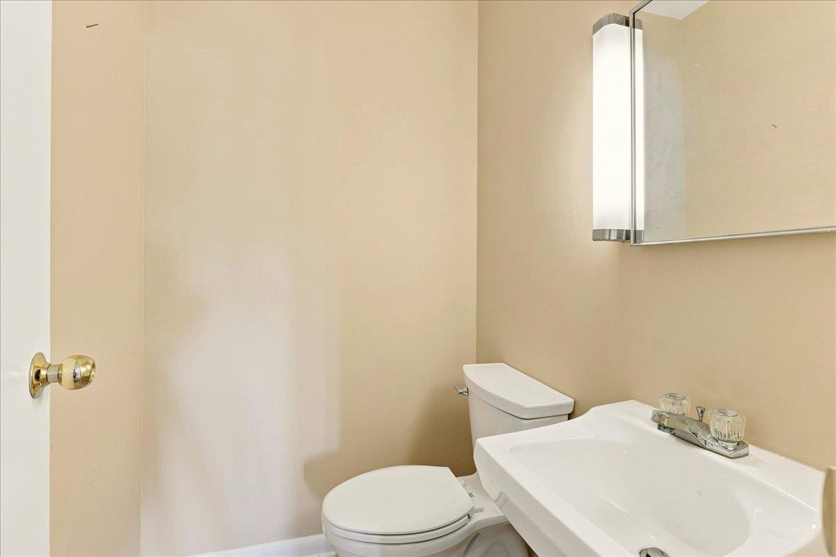 595 BOWMAN RD, DAYTON, Virginia 22821, 3 Bedrooms Bedrooms, ,1 BathroomBathrooms,Residential,595 BOWMAN RD,680473 MLS # 680473 595 BOWMAN RD, DAYTON, Virginia 22821, 3 Bedrooms Bedrooms, ,1 BathroomBathrooms,Residential,595 BOWMAN RD,680473 MLS # 680473